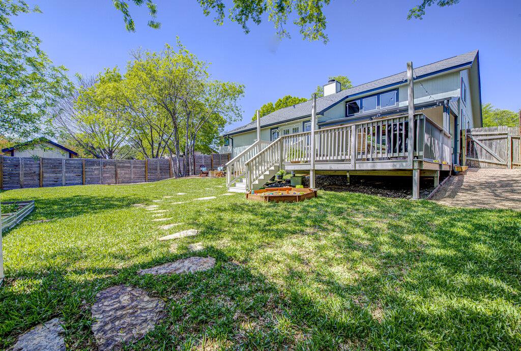 1815 Michael Wayne Dr, Austin, TX 78728