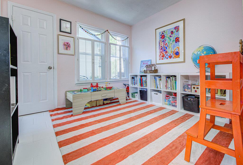 1815 Michael Wayne Dr, Austin, TX 78728