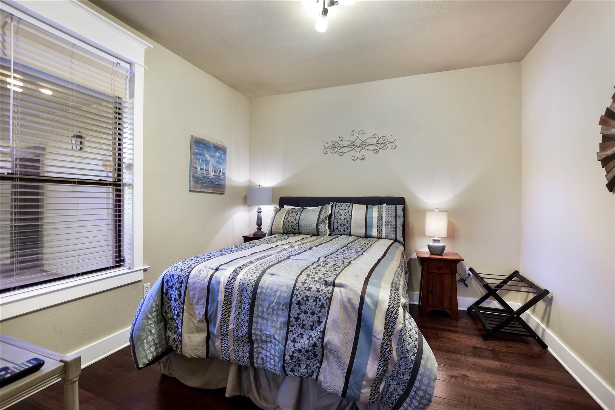 17800 Maritime Point Dr # 101, Jonestown, TX 78645