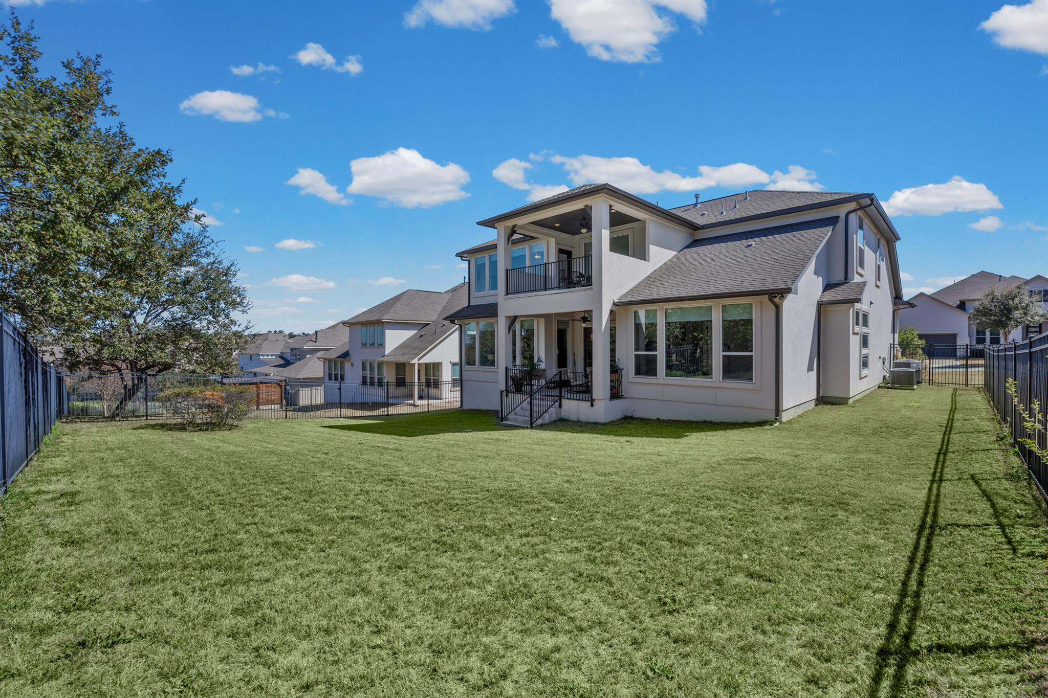 2413 Berkleys Brook Dr # 63, Austin, TX 78738