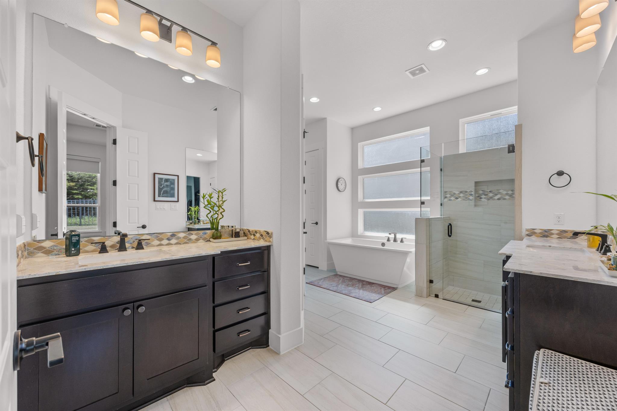 2413 Berkleys Brook Dr # 63, Austin, TX 78738