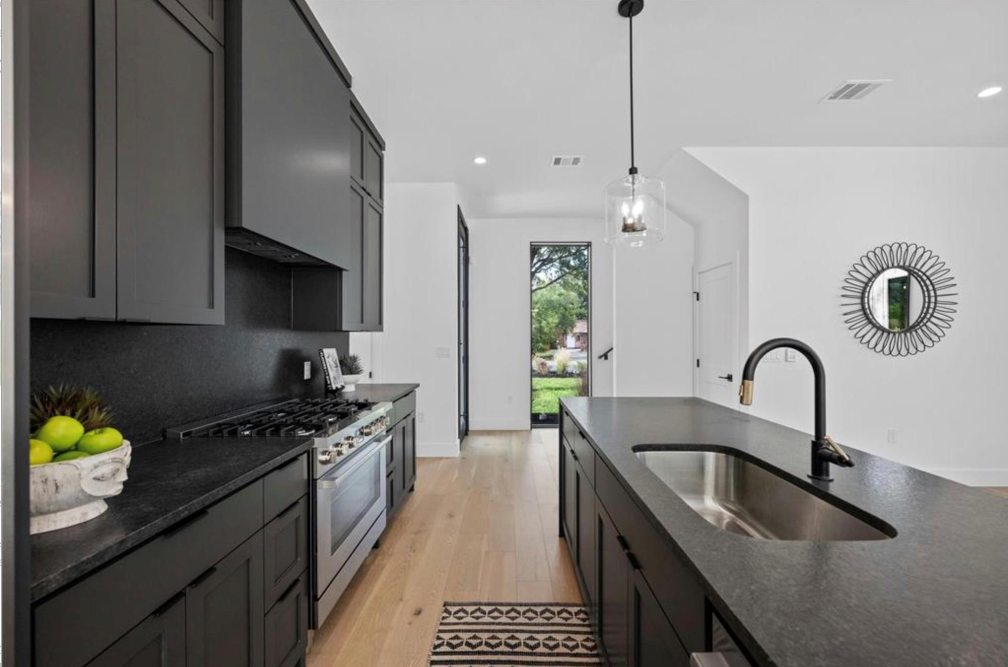 2008 Gathright Cv # A, Austin, TX 78704