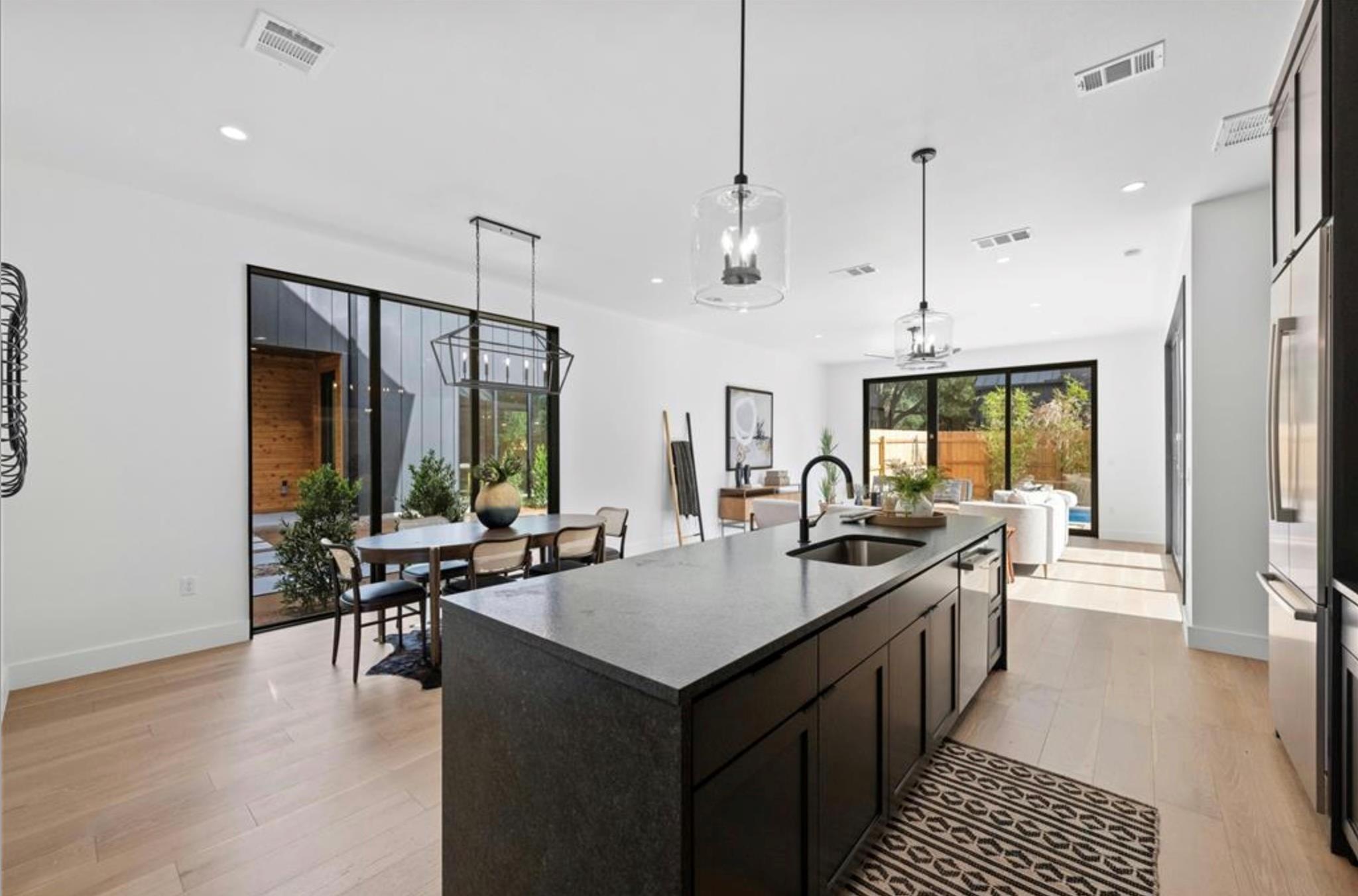 2008 Gathright Cv # A, Austin, TX 78704