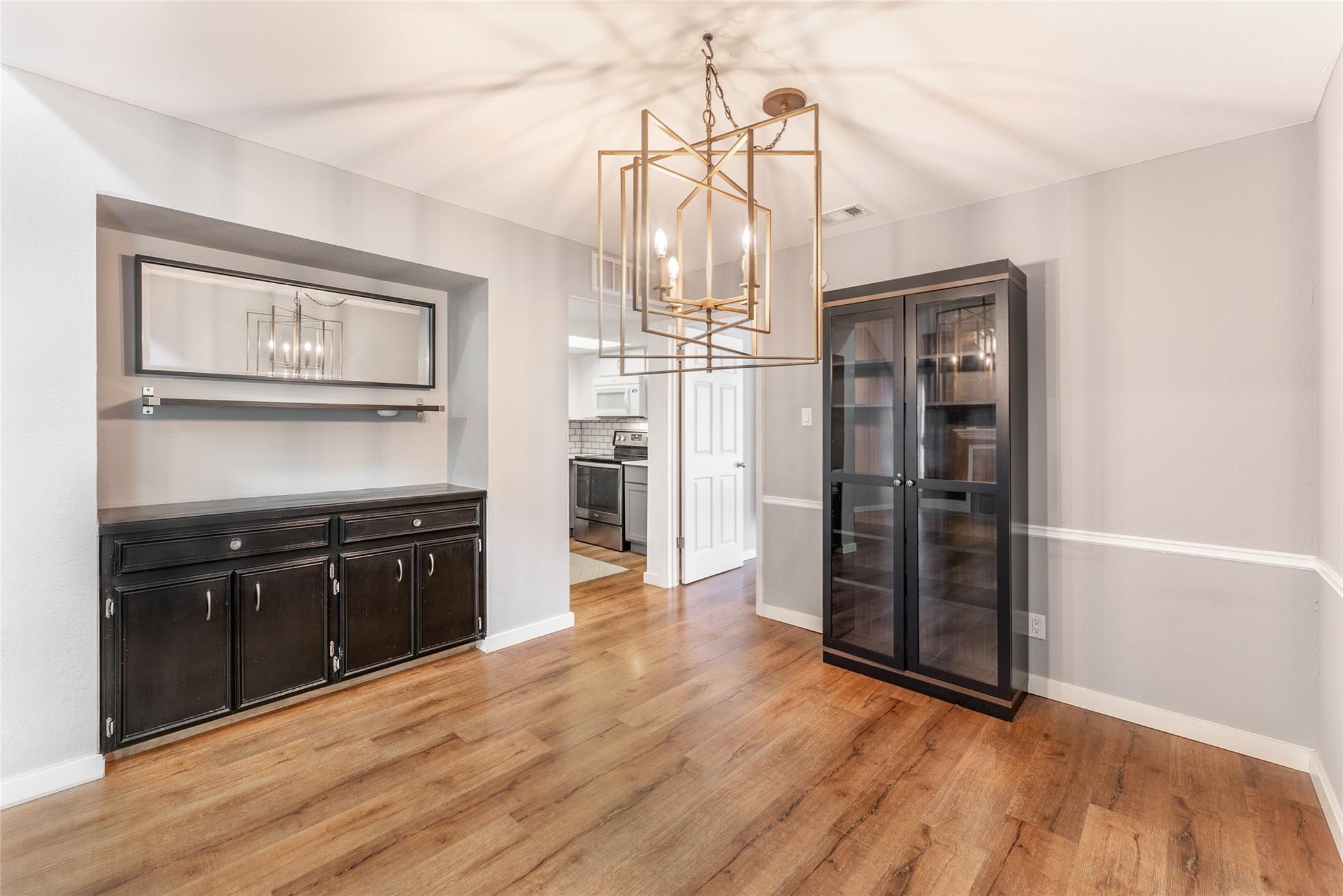 1500 Woodlawn Blvd # 302, Austin, TX 78703