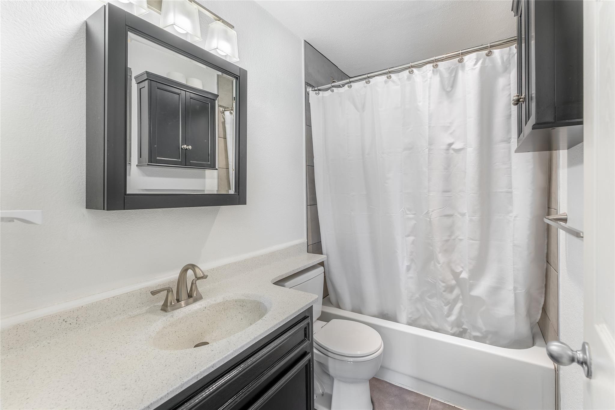 1500 Woodlawn Blvd # 302, Austin, TX 78703