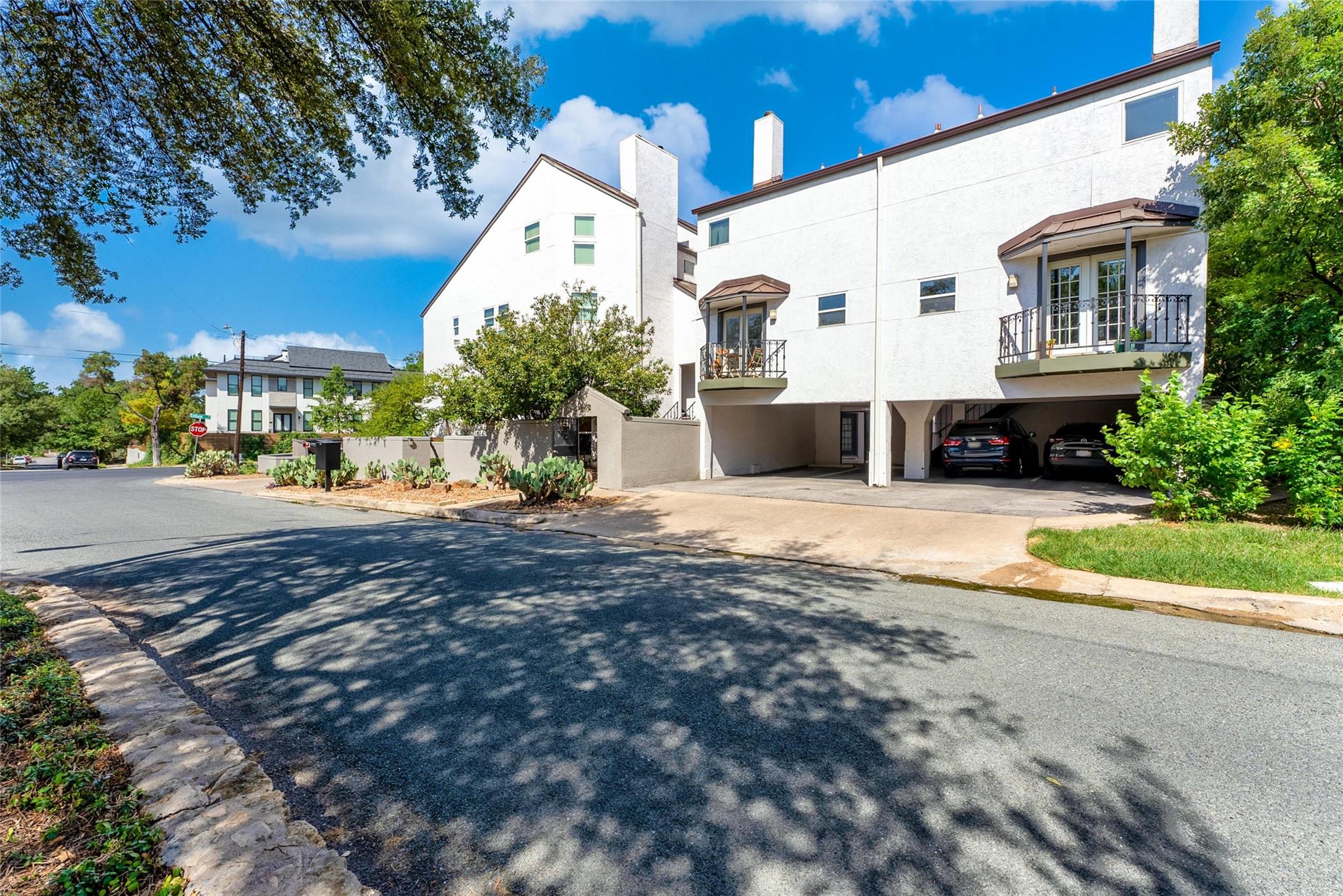 1500 Woodlawn Blvd # 302, Austin, TX 78703