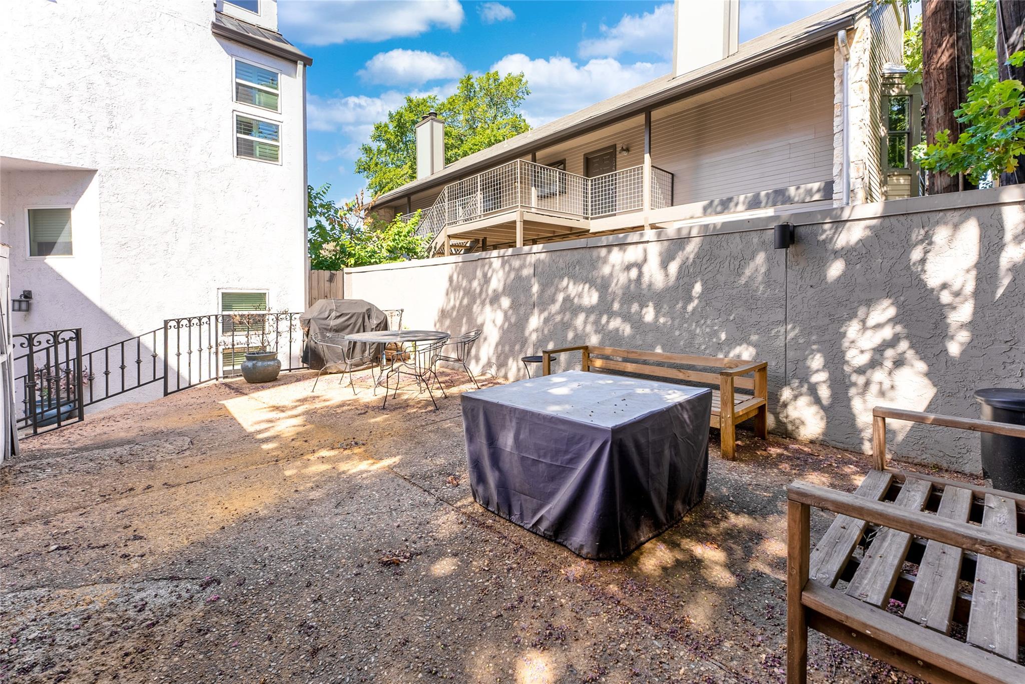 1500 Woodlawn Blvd # 302, Austin, TX 78703