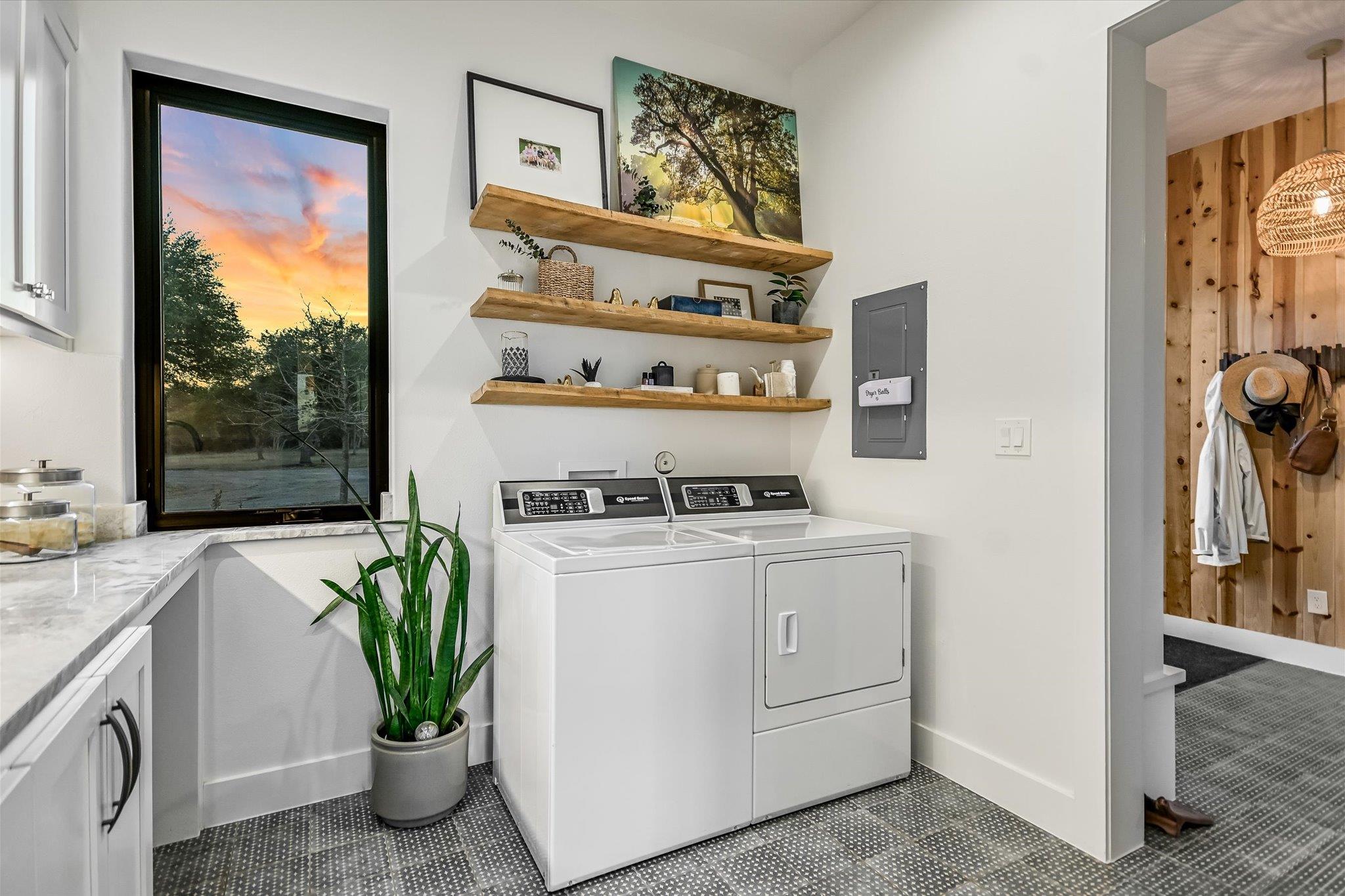 Dripping Springs, TX 78620