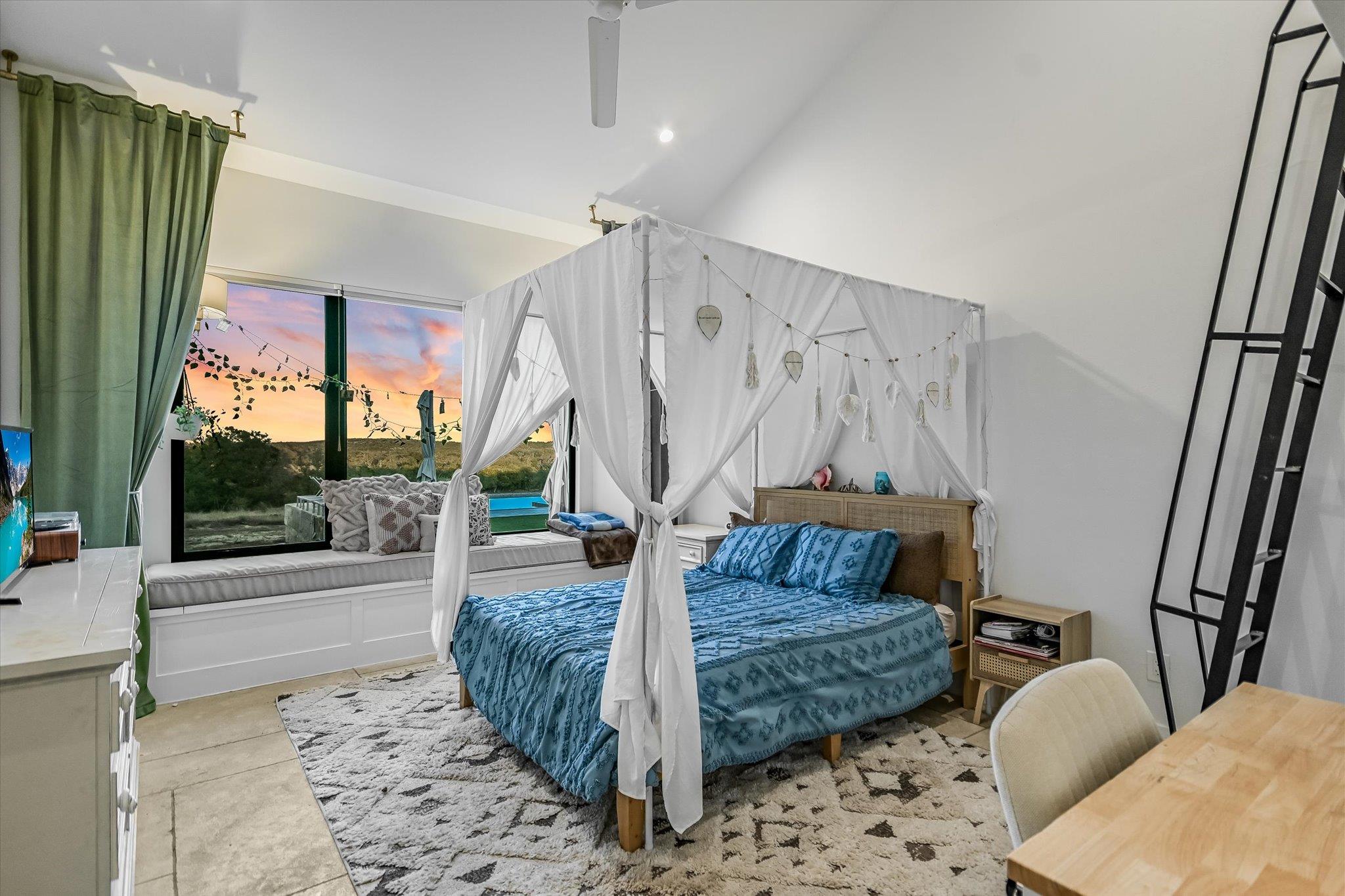 Dripping Springs, TX 78620