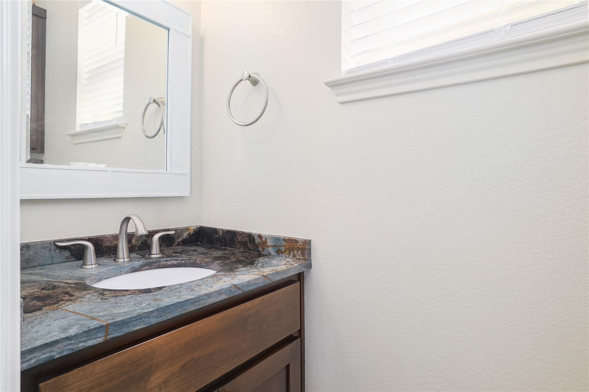 12520 Sir Christophers Cv, Austin, TX 78729