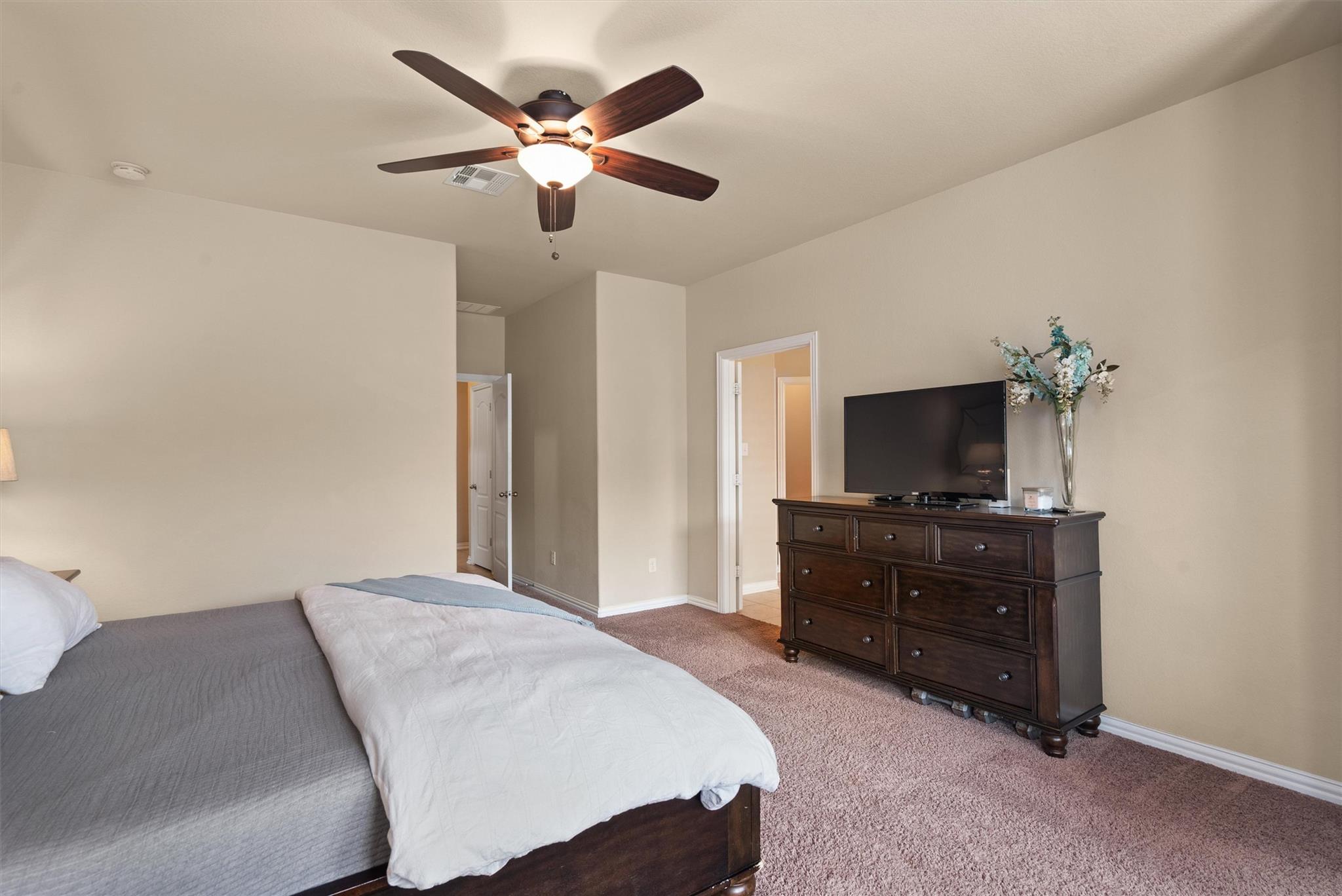 4211 Woodhaven Trl, Round Rock, TX 78665