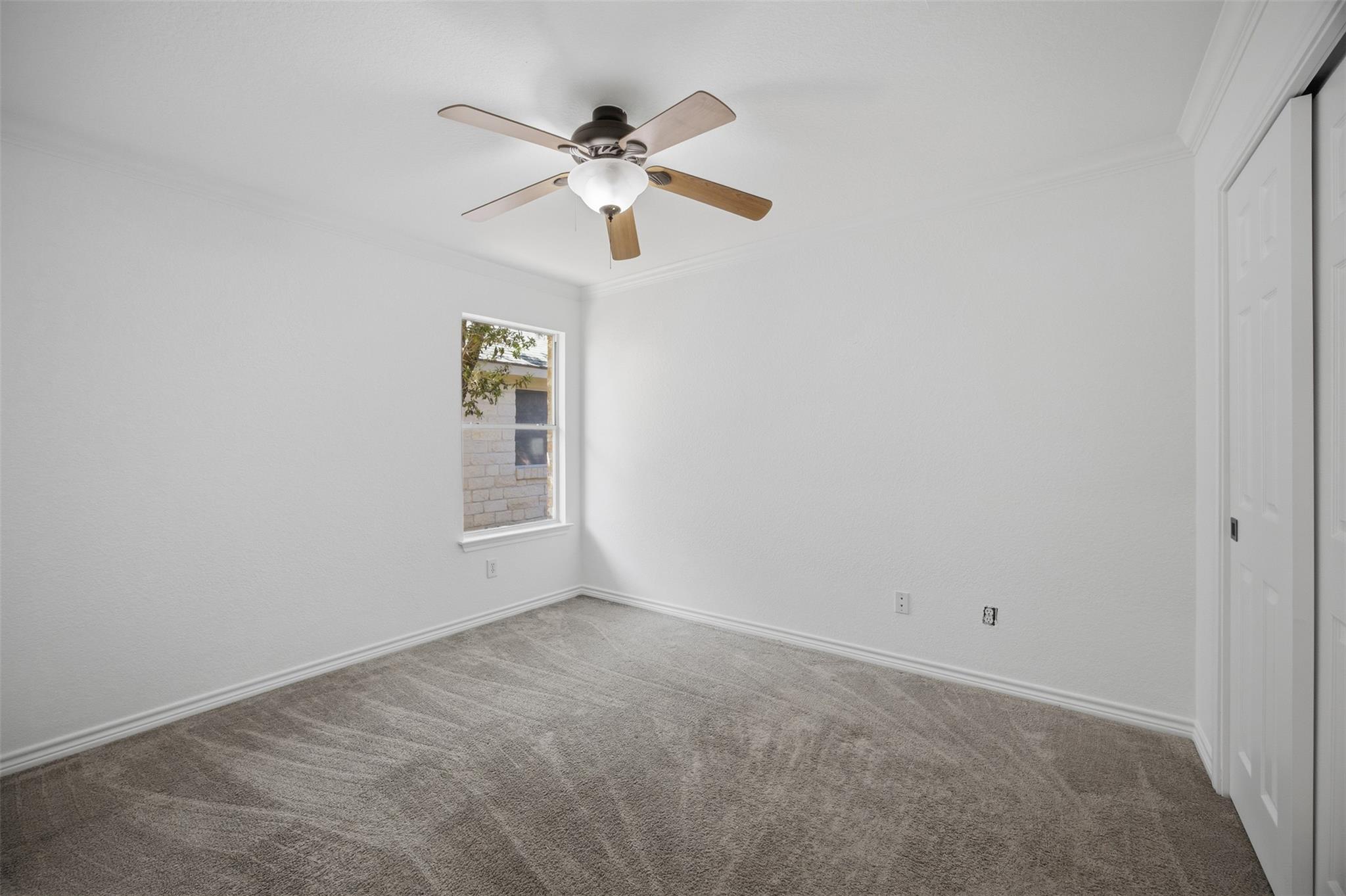 204 Newport Landing Pl, Round Rock, TX 78665