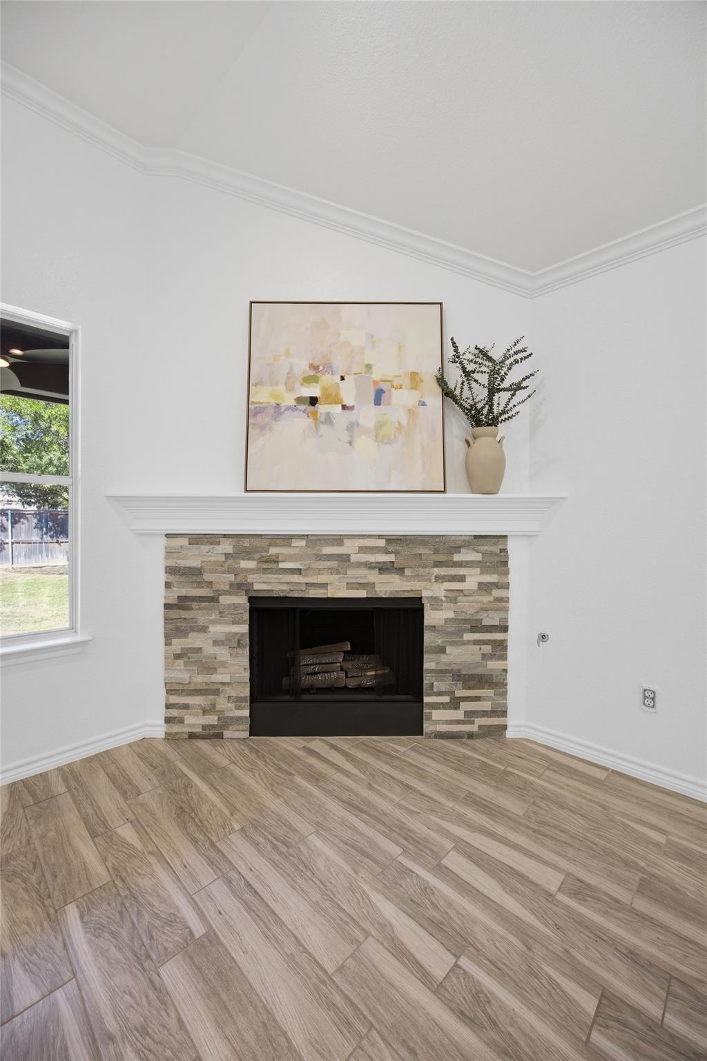 204 Newport Landing Pl, Round Rock, TX 78665