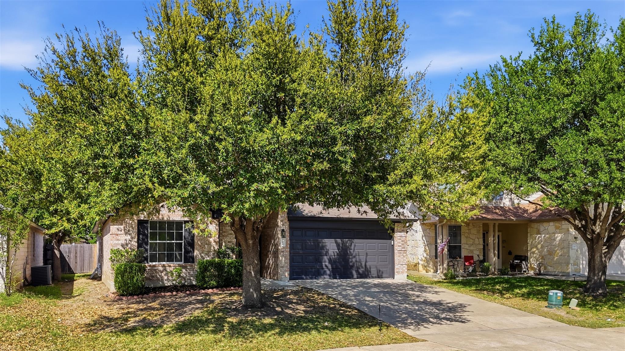 204 Newport Landing Pl, Round Rock, TX 78665