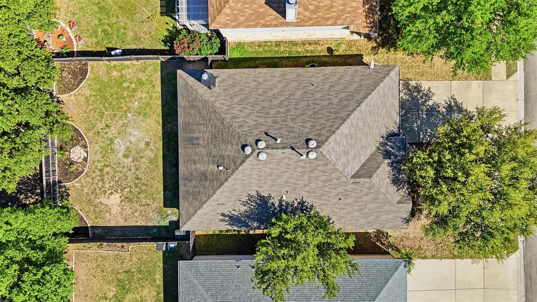 204 Newport Landing Pl, Round Rock, TX 78665