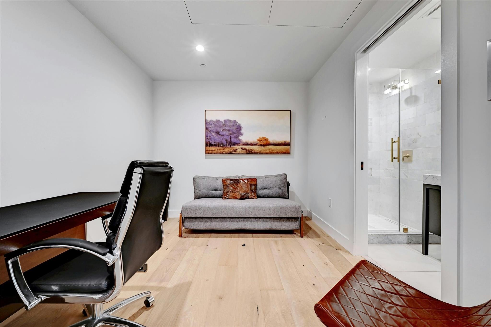 70 Rainey St # 1306, Austin, TX 78701