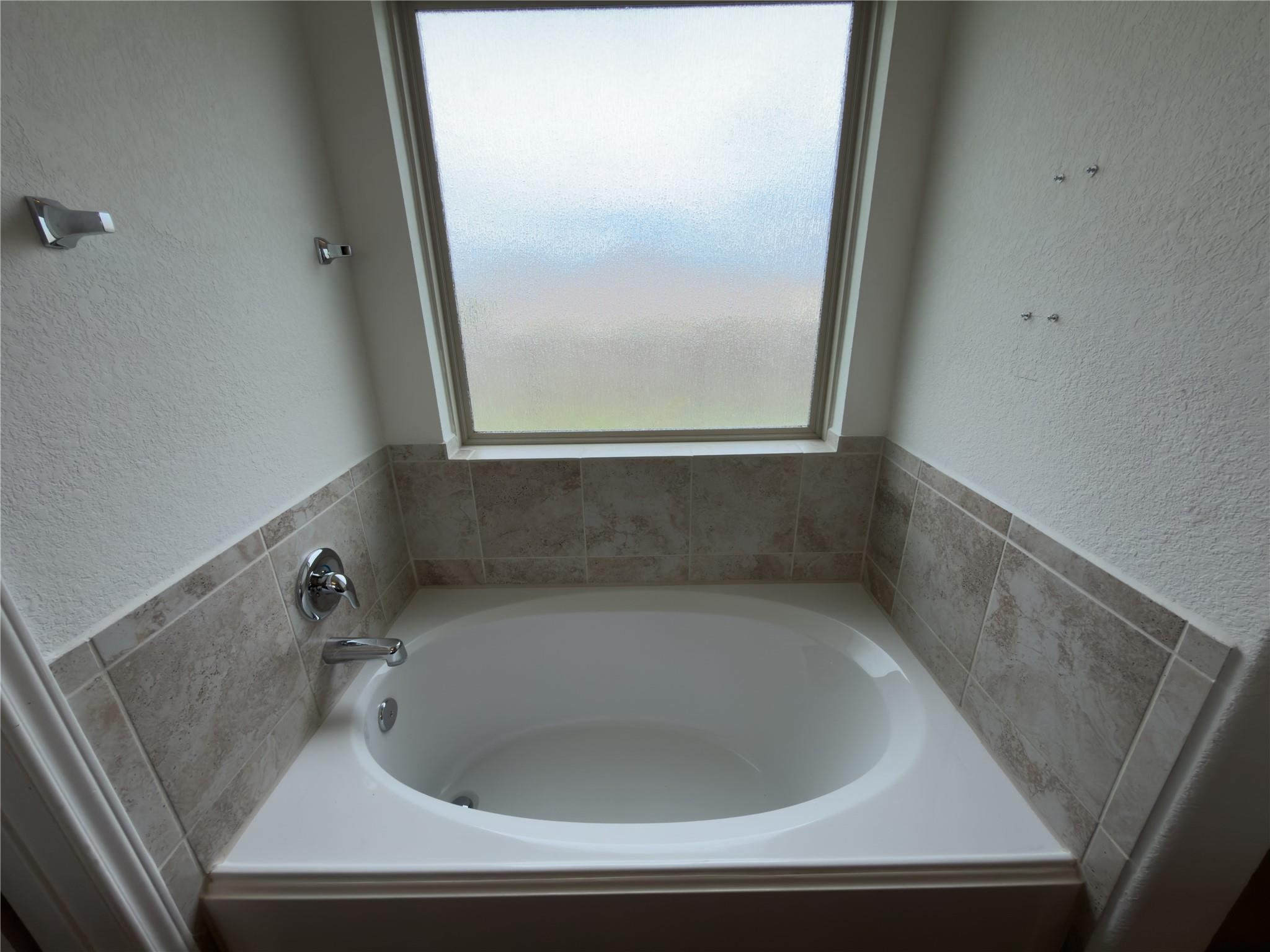 21417 Wilmiller Ln, Pflugerville, TX 78660