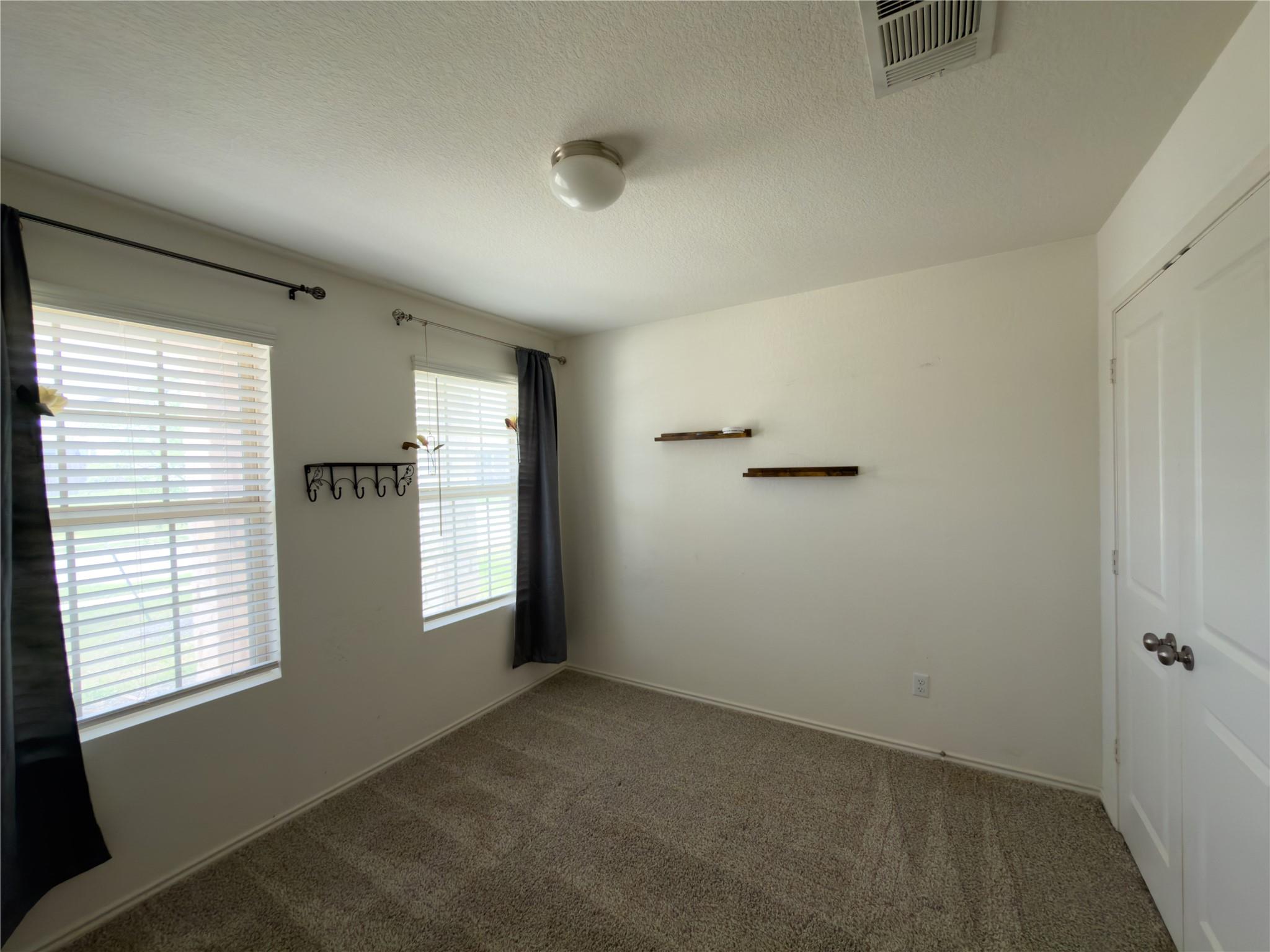 21417 Wilmiller Ln, Pflugerville, TX 78660