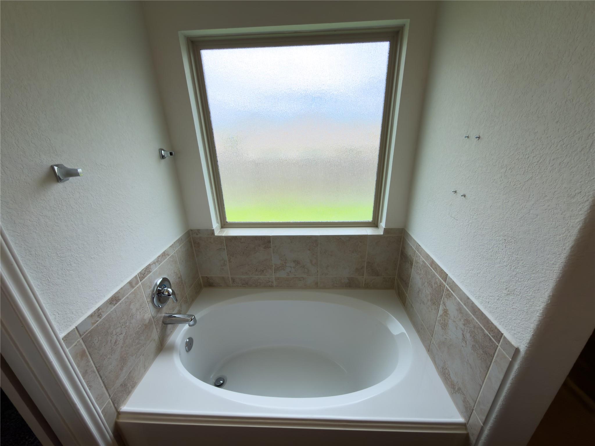 21417 Wilmiller Ln, Pflugerville, TX 78660