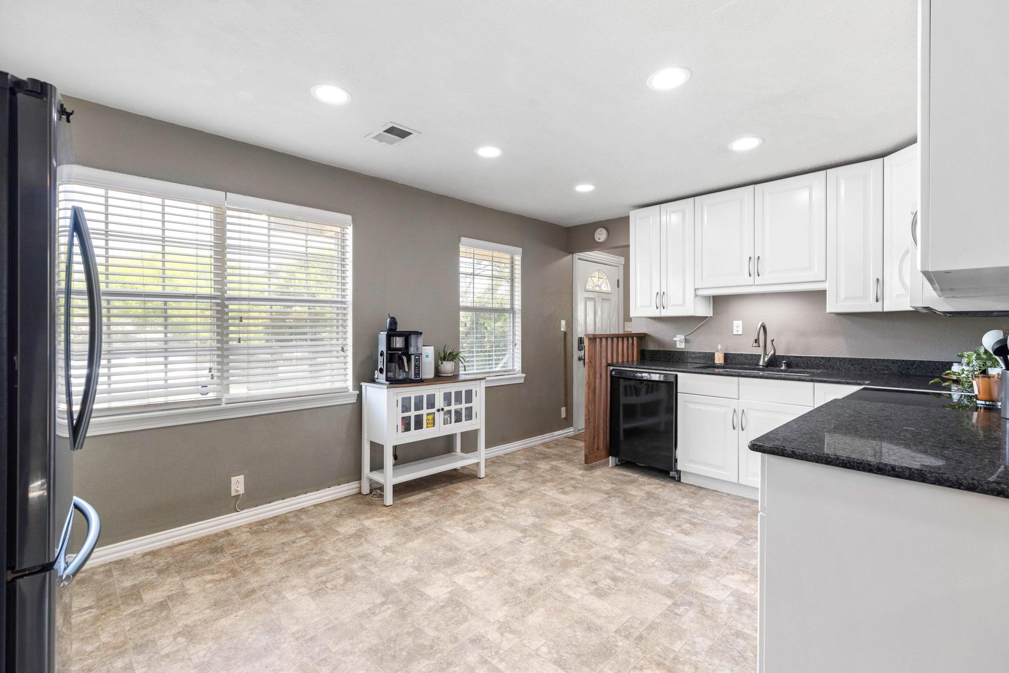 11004 Elm St, Jonestown, TX 78645