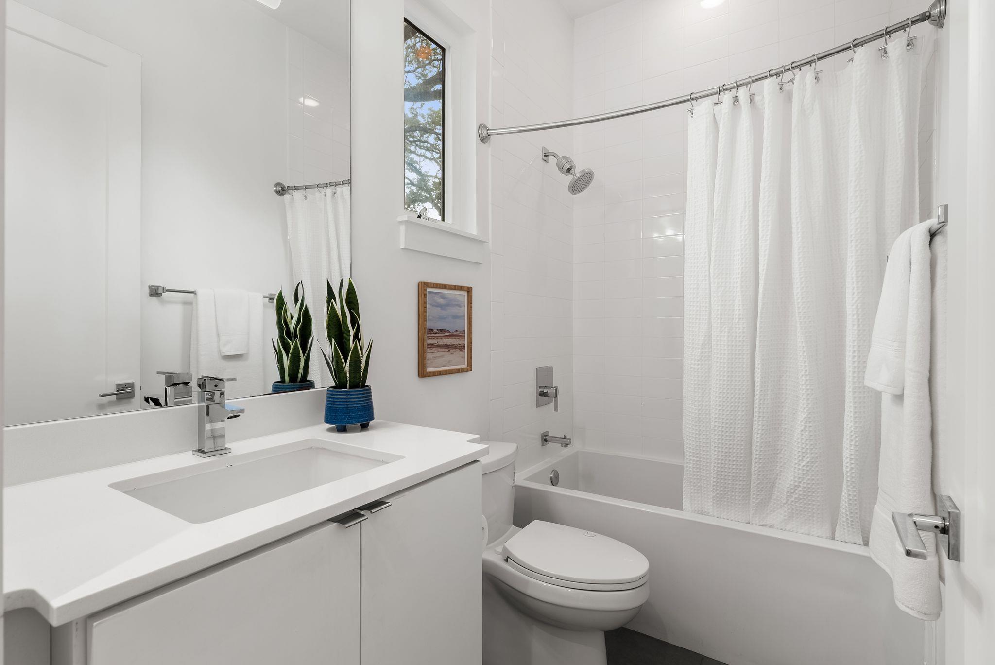 3812 Wadford St # A, Austin, TX 78704