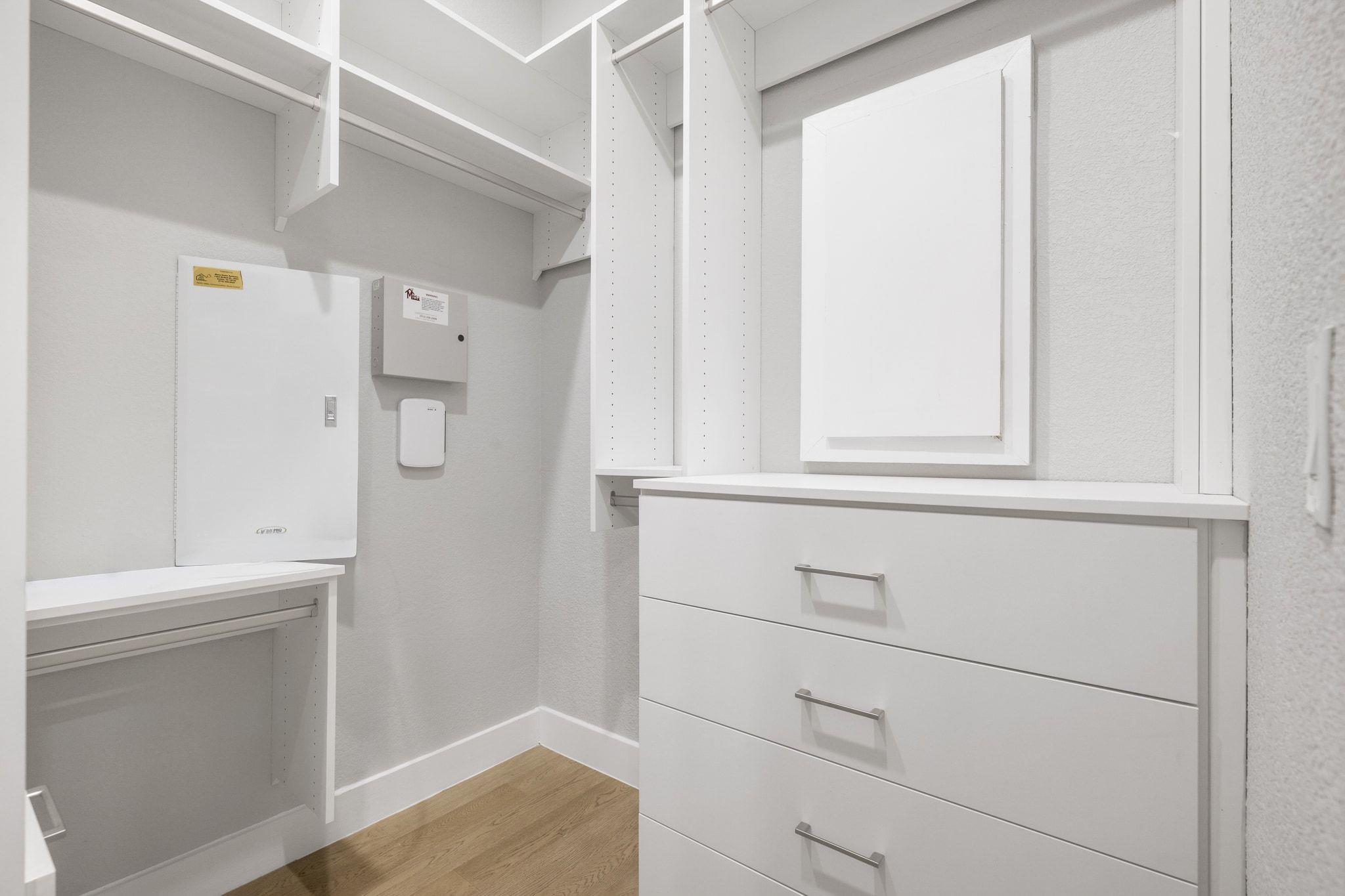 4323 Spicewood Springs Rd # 9, Austin, TX 78759