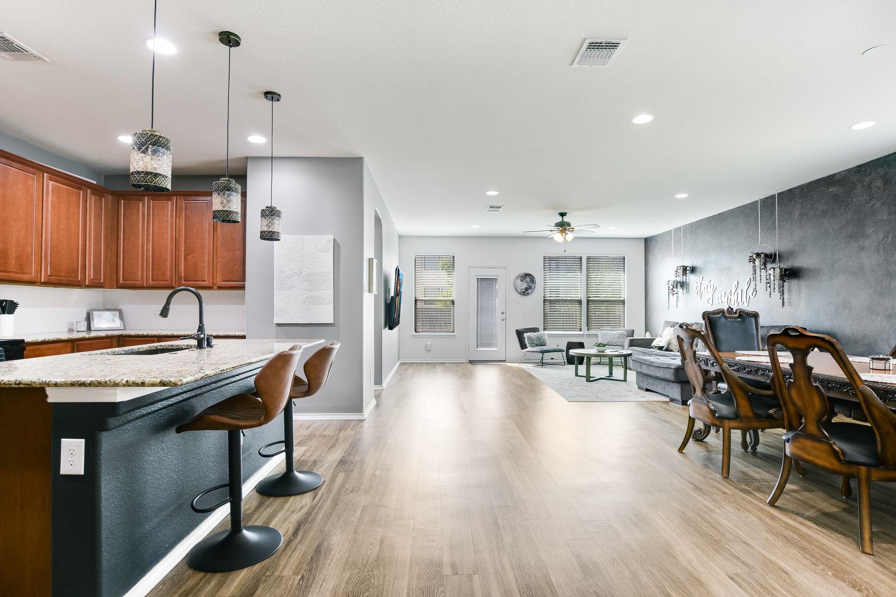 5817 Sardinia Dr, Round Rock, TX 78665