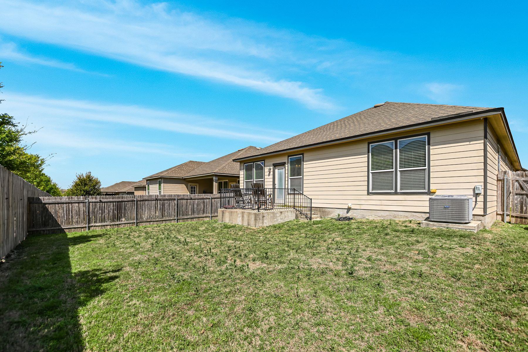 5817 Sardinia Dr, Round Rock, TX 78665