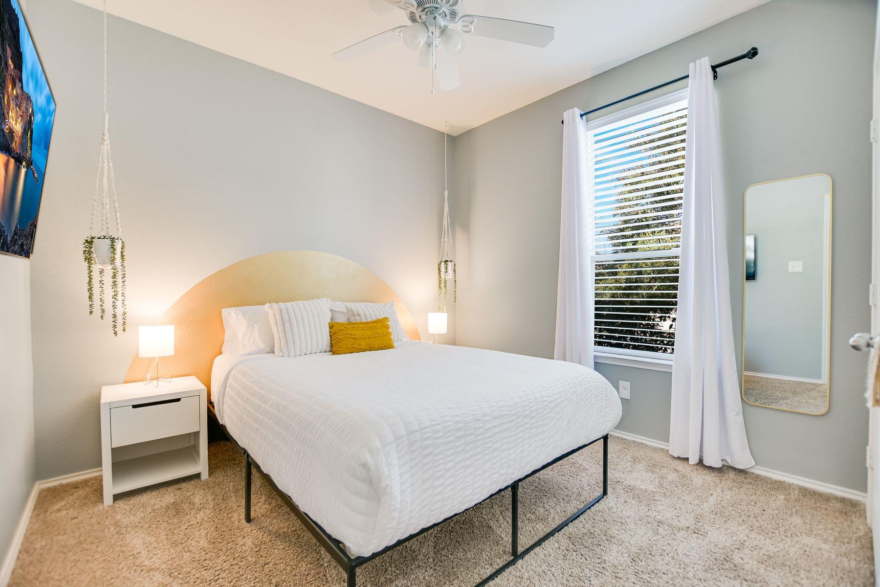 5817 Sardinia Dr, Round Rock, TX 78665