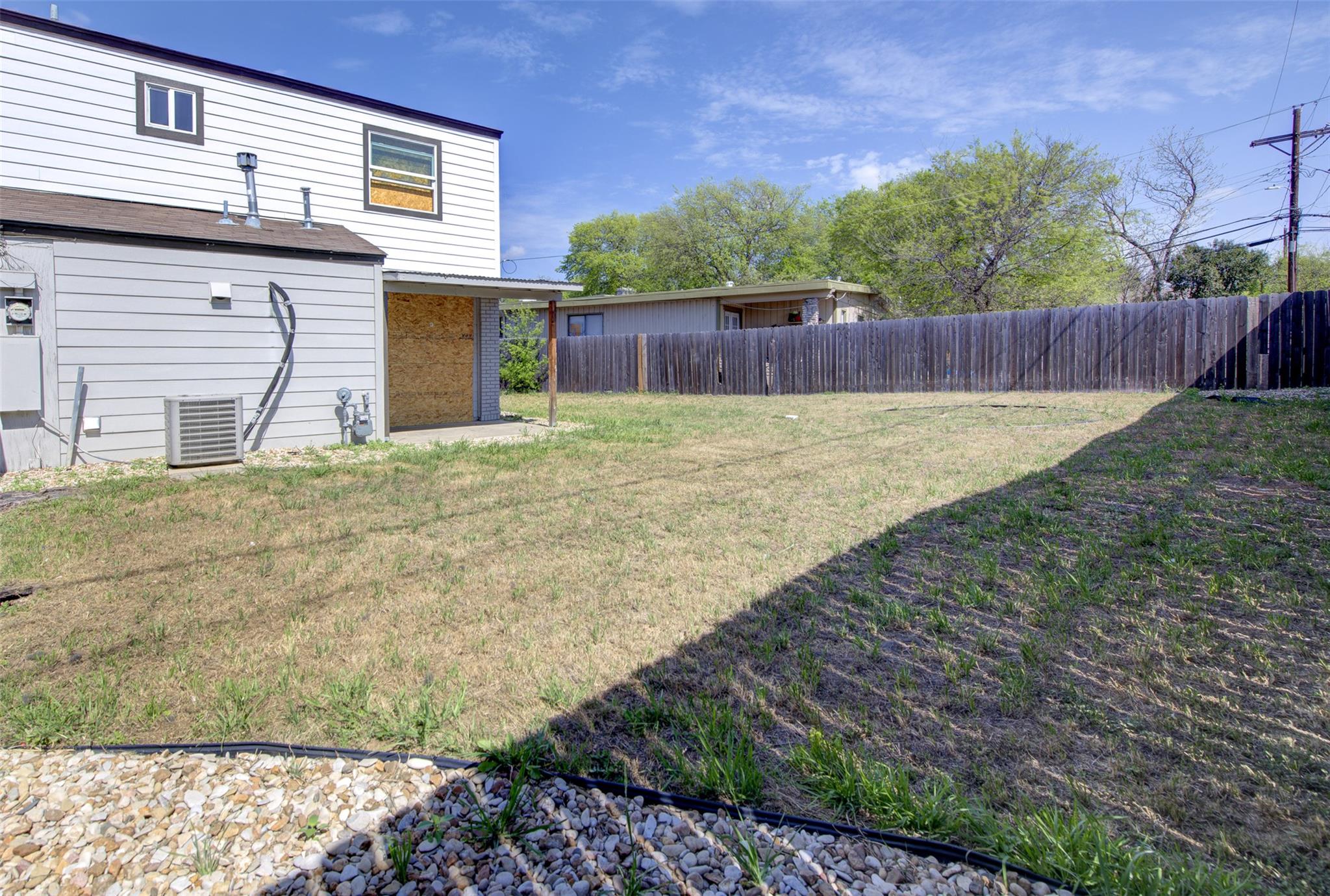 1306 E Saint Johns Ave, Austin, TX 78752
