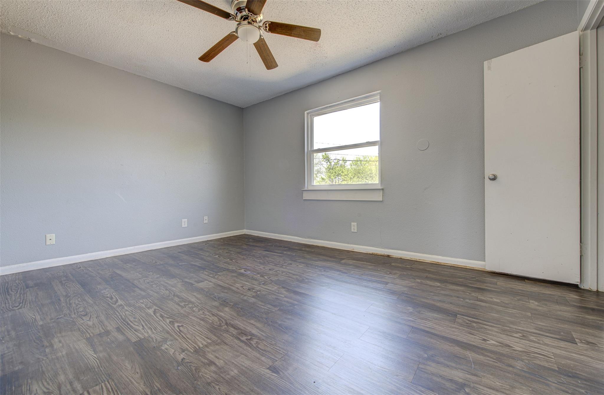 1306 E Saint Johns Ave, Austin, TX 78752