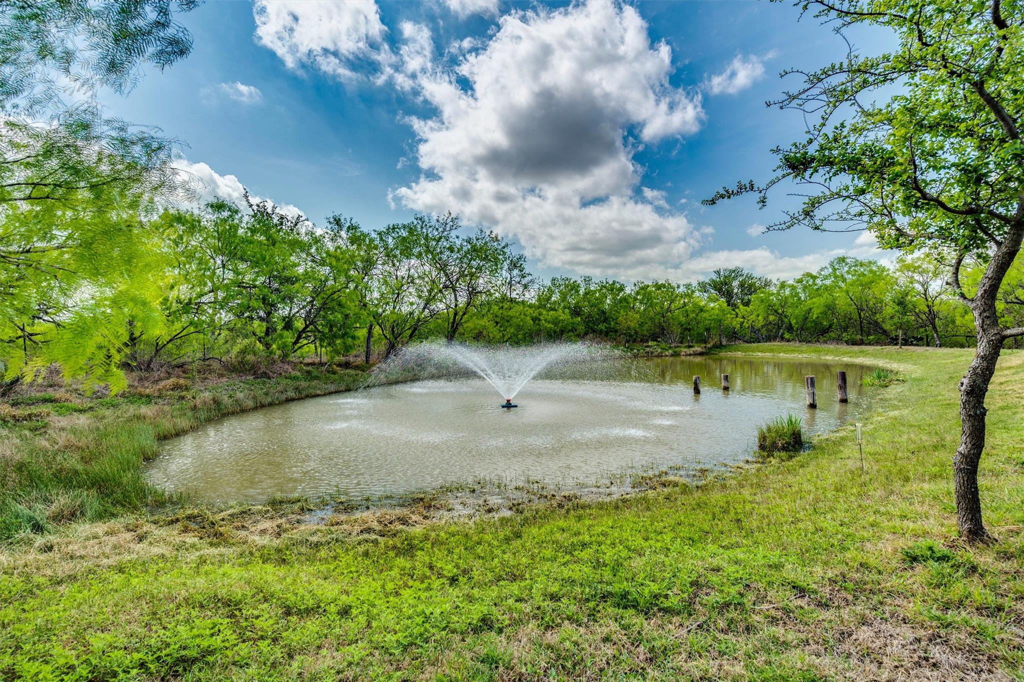 4001 Barth Rd, Lockhart, TX 78644