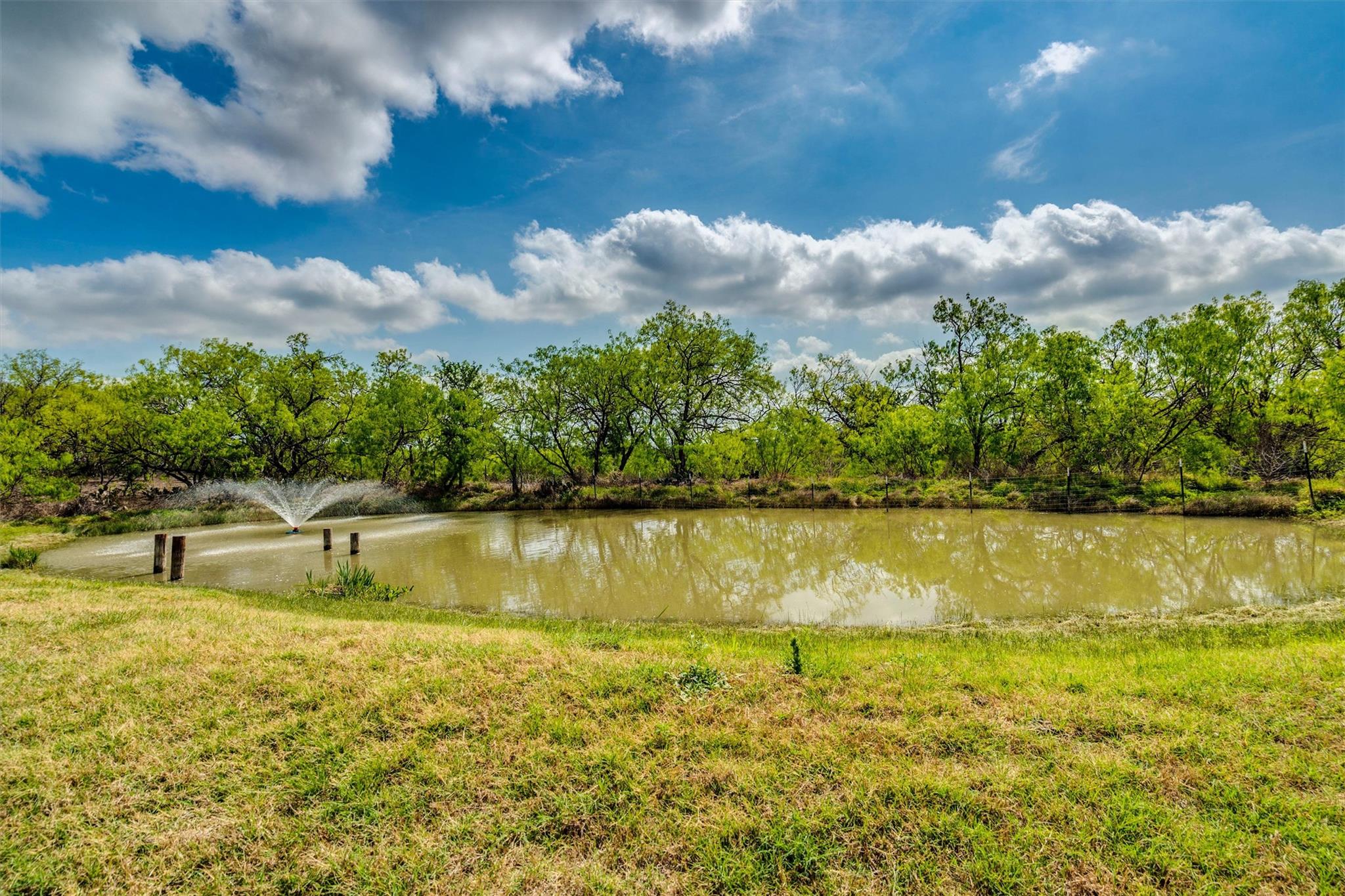4001 Barth Rd, Lockhart, TX 78644