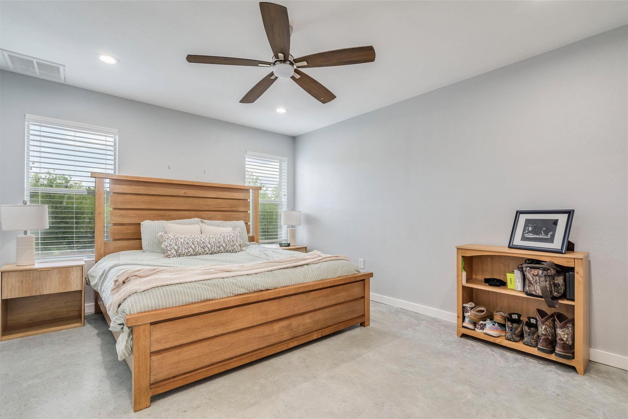 4001 Barth Rd, Lockhart, TX 78644