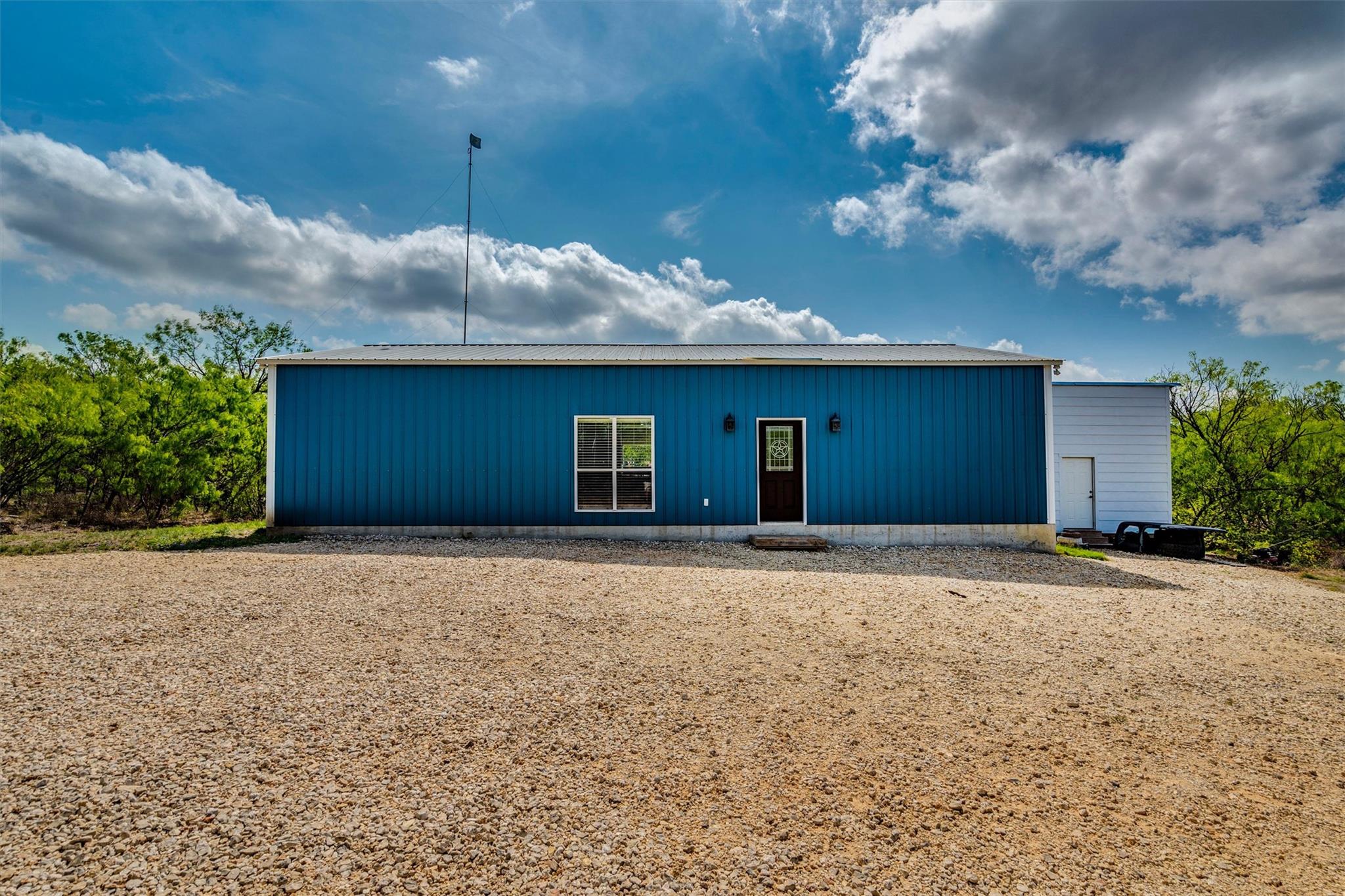 4001 Barth Rd, Lockhart, TX 78644
