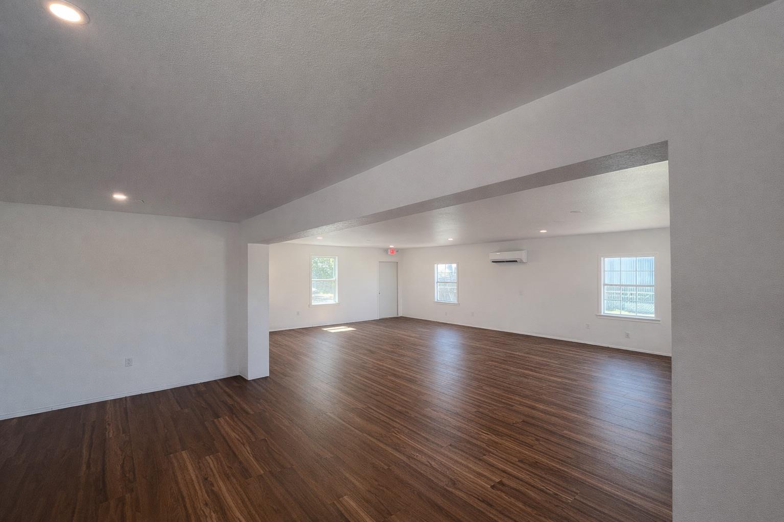 460 HWY 29, Bertram, TX 78605