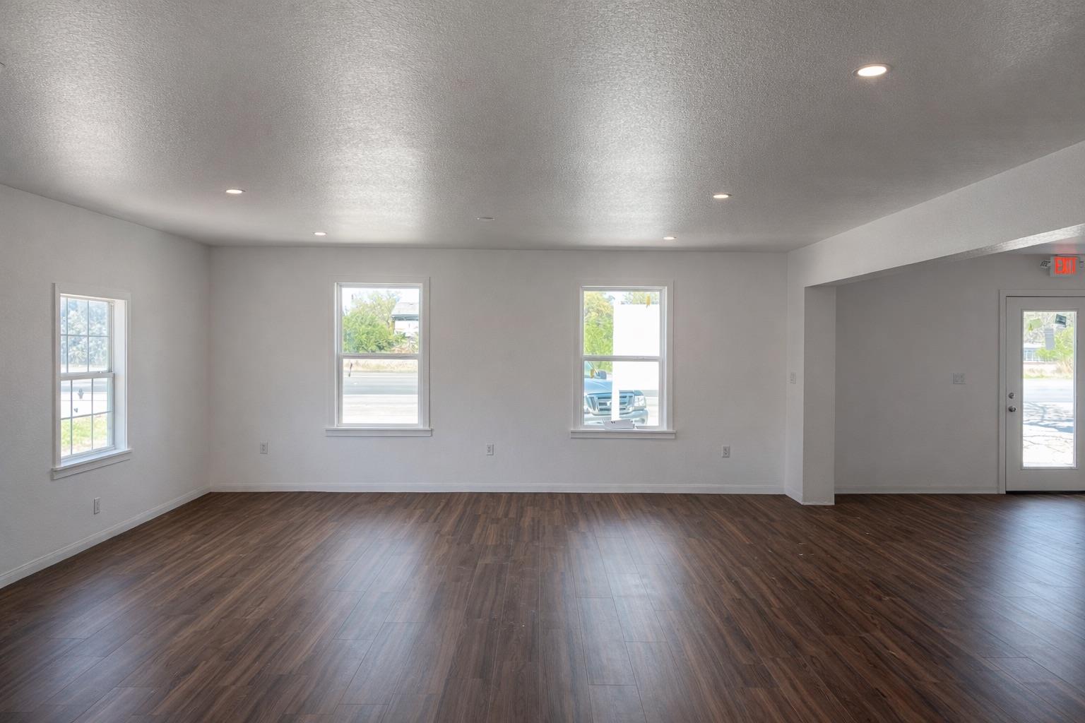 460 HWY 29, Bertram, TX 78605