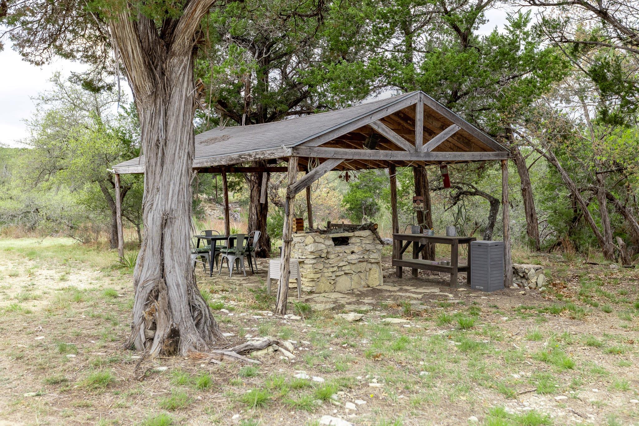 1925 Cripple Creek Stage Rd, Dripping Springs, TX 78620