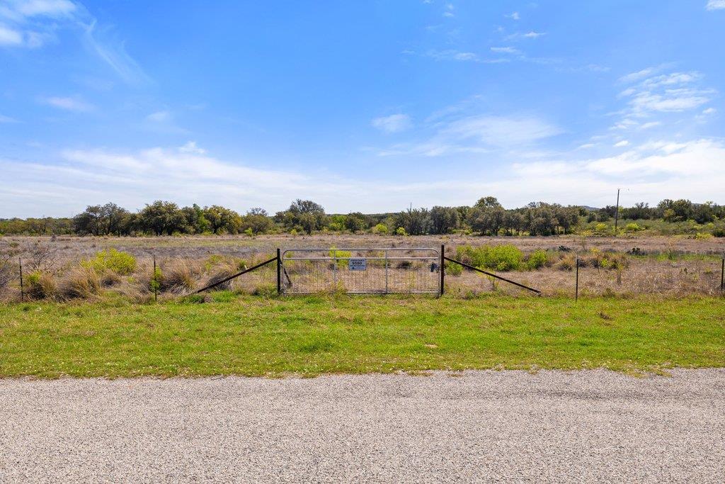 9580 Smith West Ranch Rd, Round Mountain, TX 78663