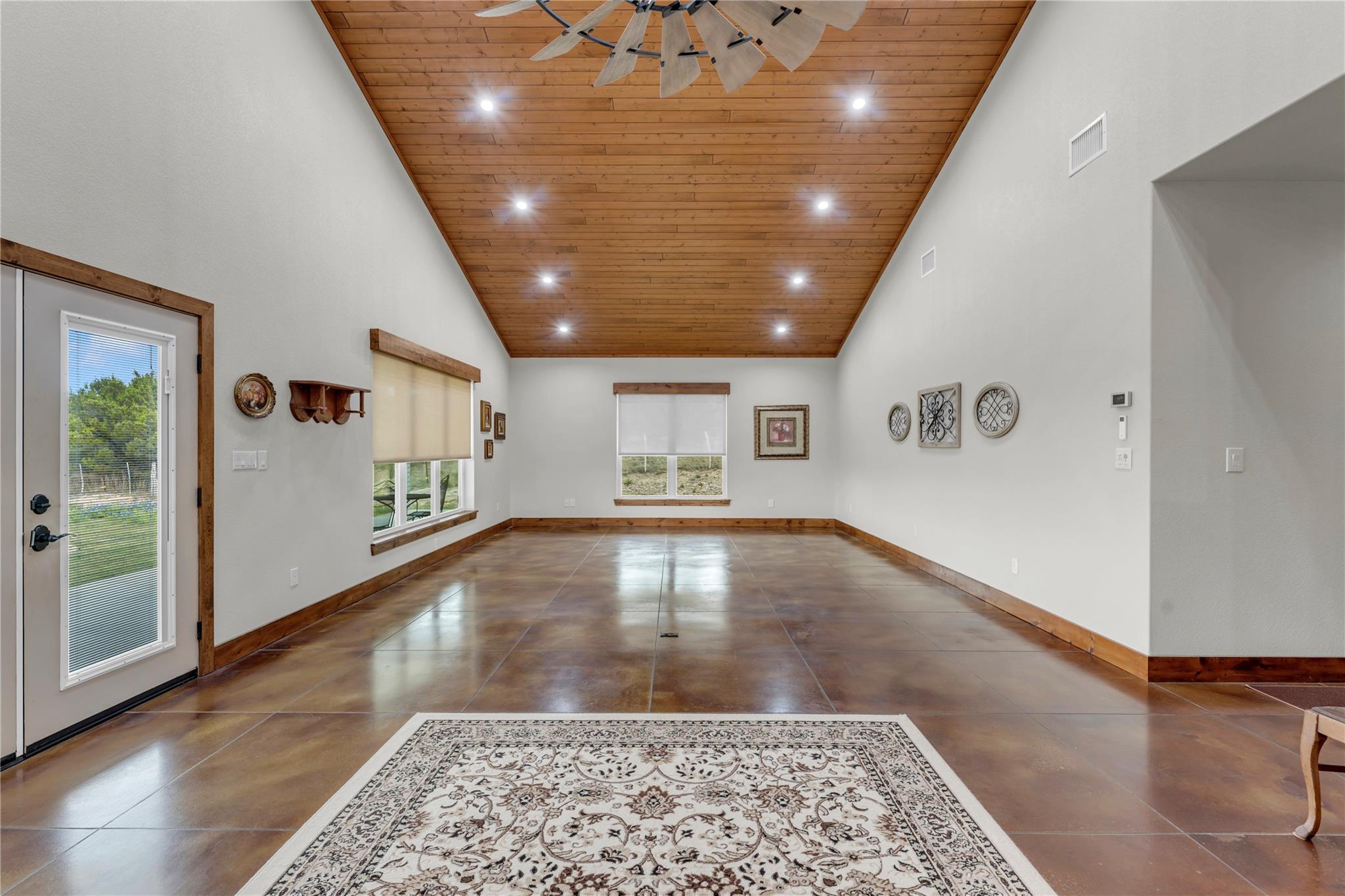 5020 County Road 252, Bertram, TX 78605