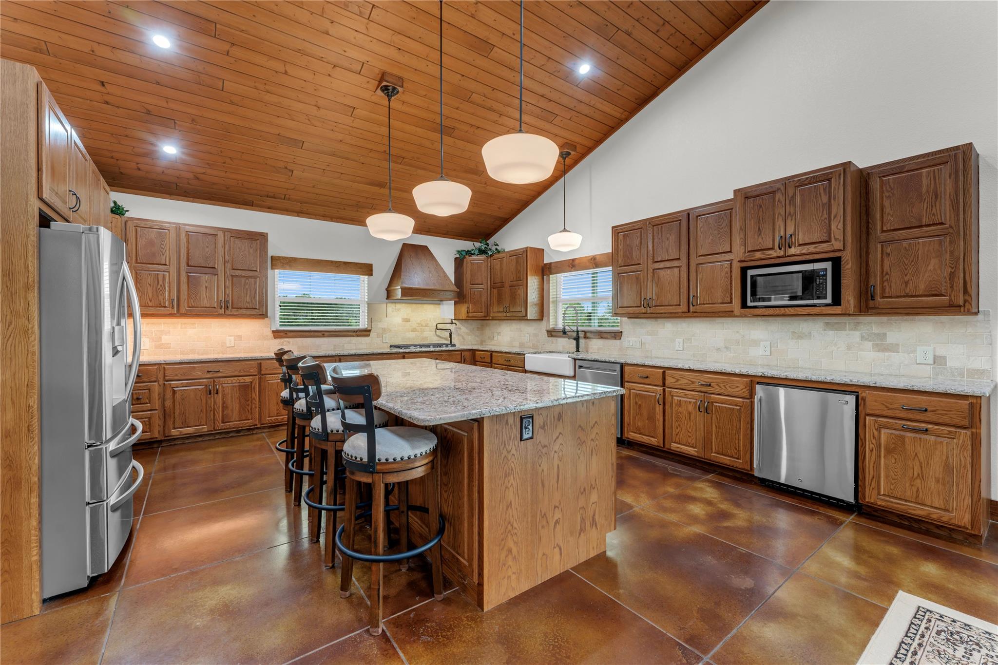 5020 County Road 252, Bertram, TX 78605