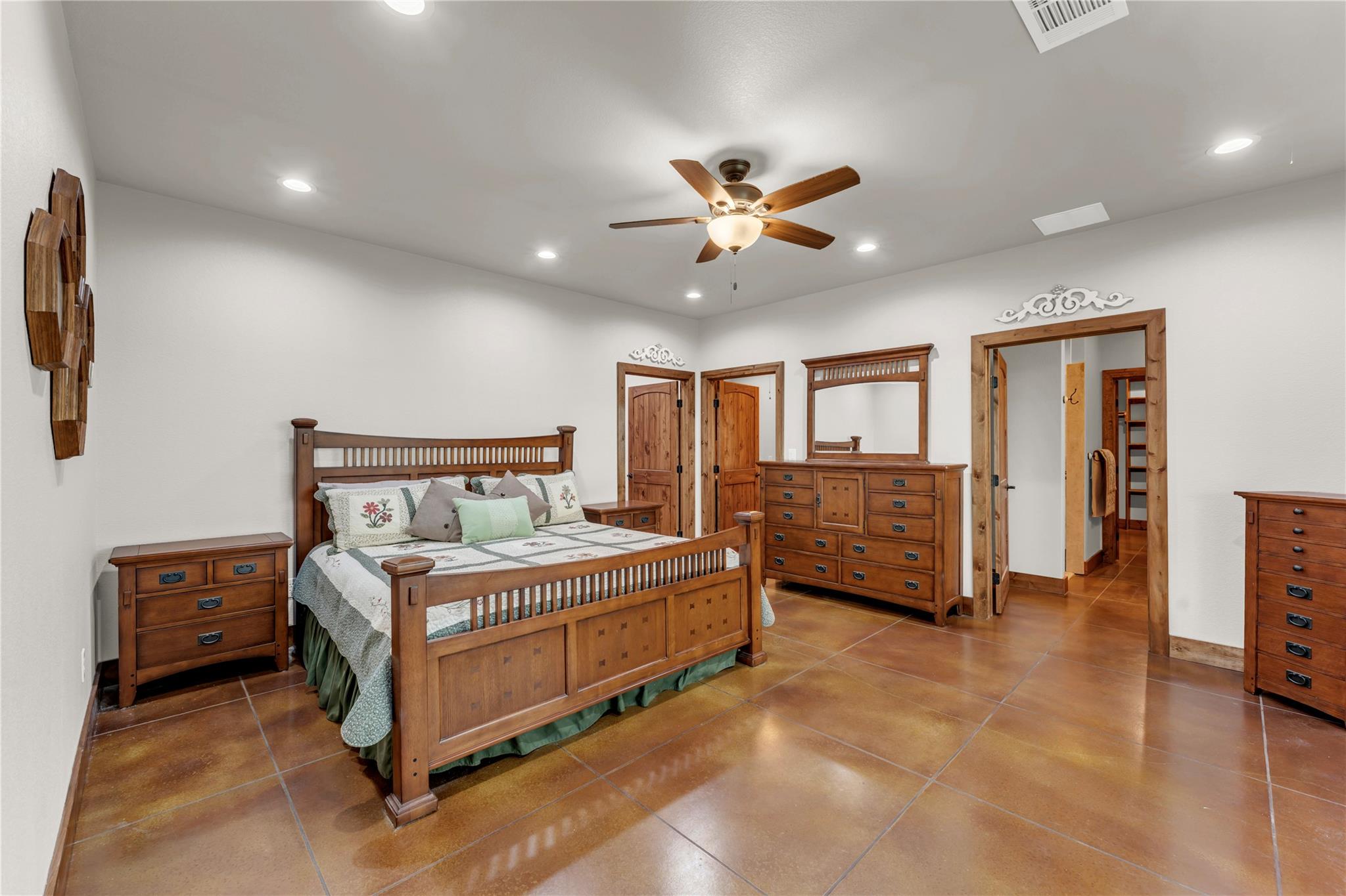 5020 County Road 252, Bertram, TX 78605