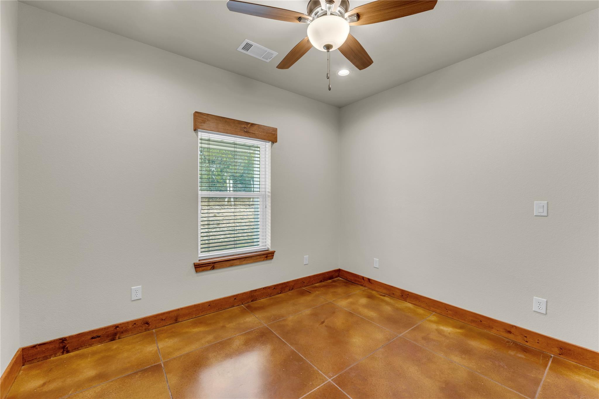 5020 County Road 252, Bertram, TX 78605