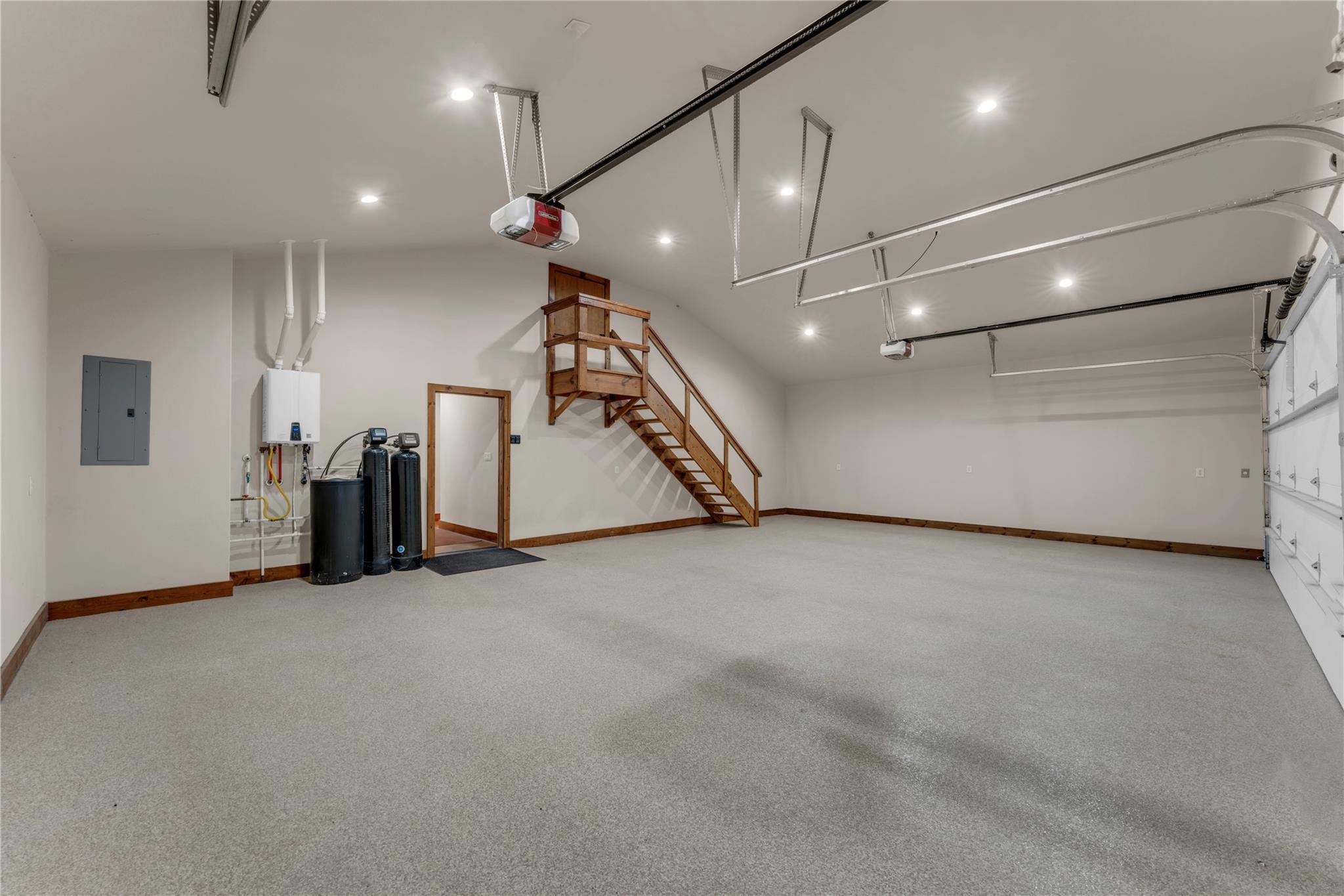 5020 County Road 252, Bertram, TX 78605