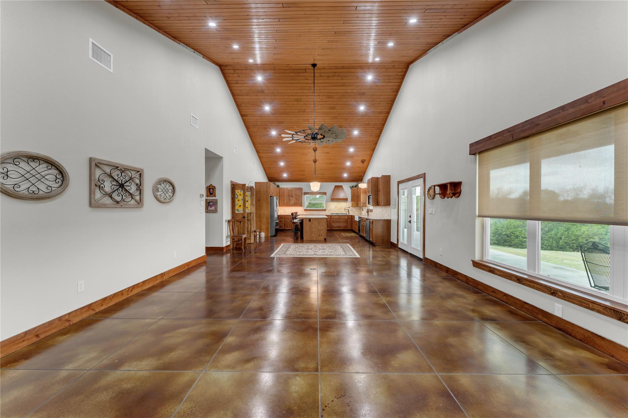 5020 County Road 252, Bertram, TX 78605