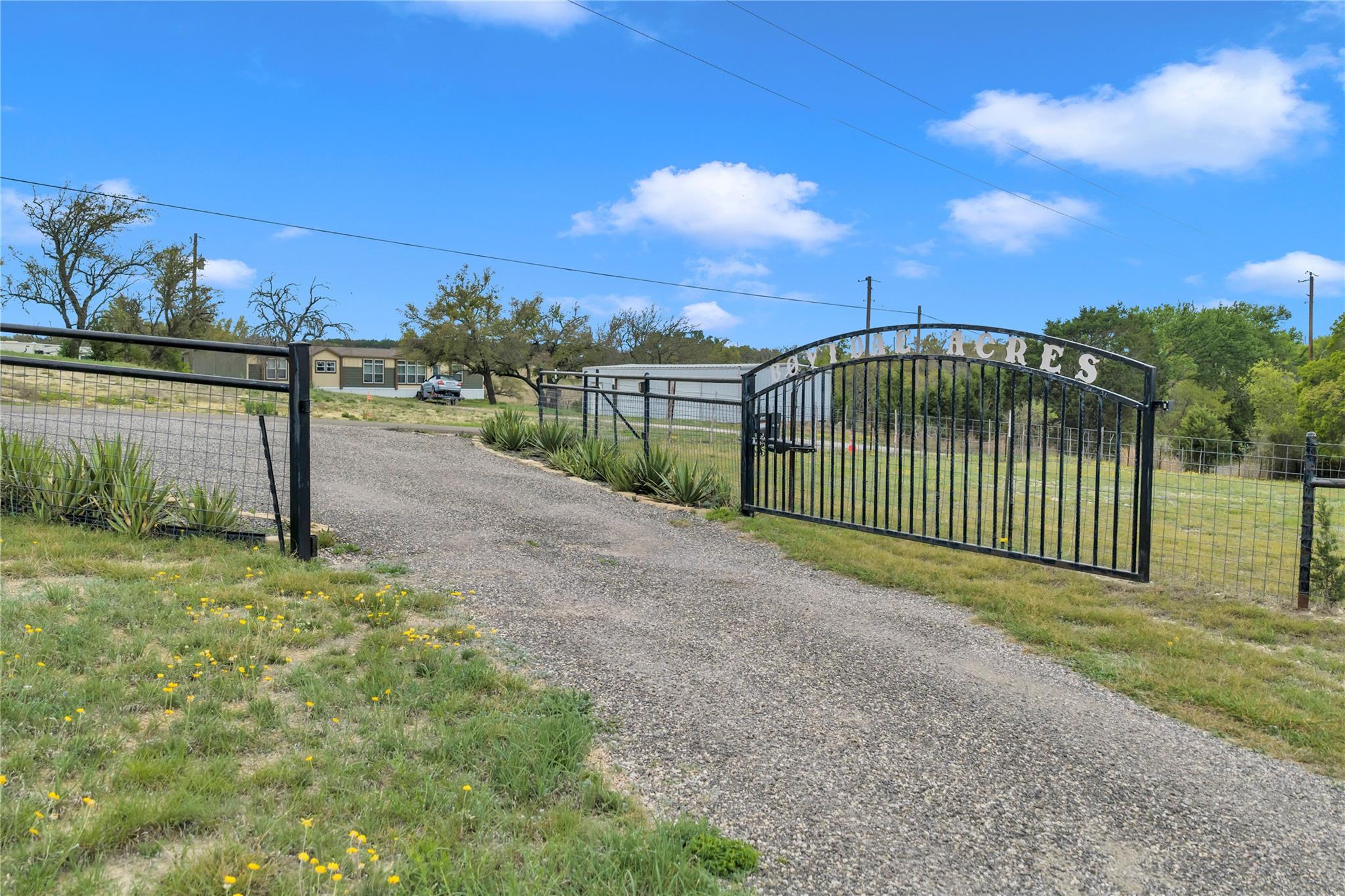 5020 County Road 252, Bertram, TX 78605