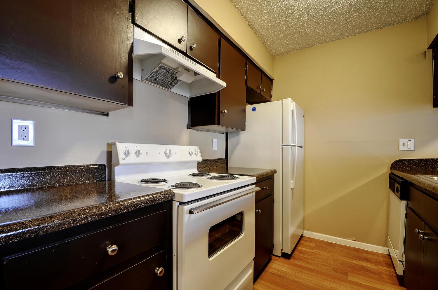 2414 Ventura Dr # 208, Austin, TX 78741