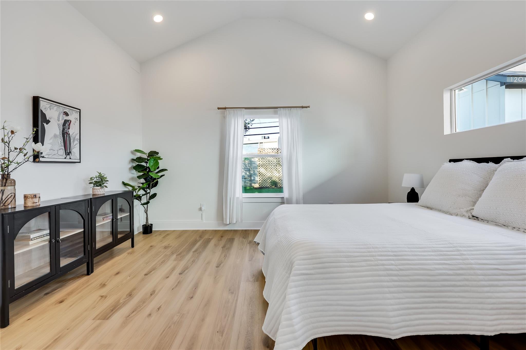 1209 E Saint Johns Ave # A, Austin, TX 78752