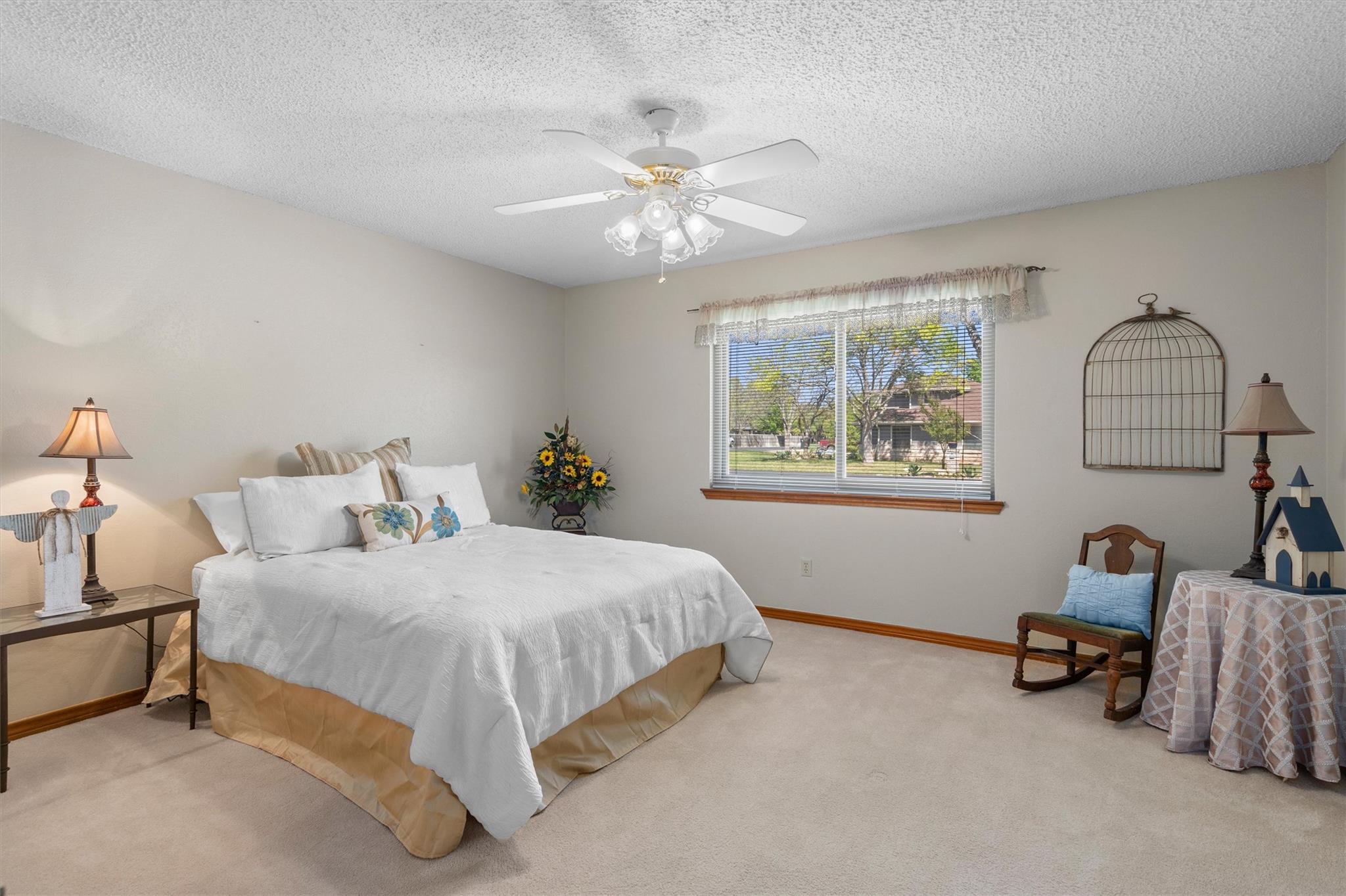 2802 Live Oak St, Round Rock, TX 78681