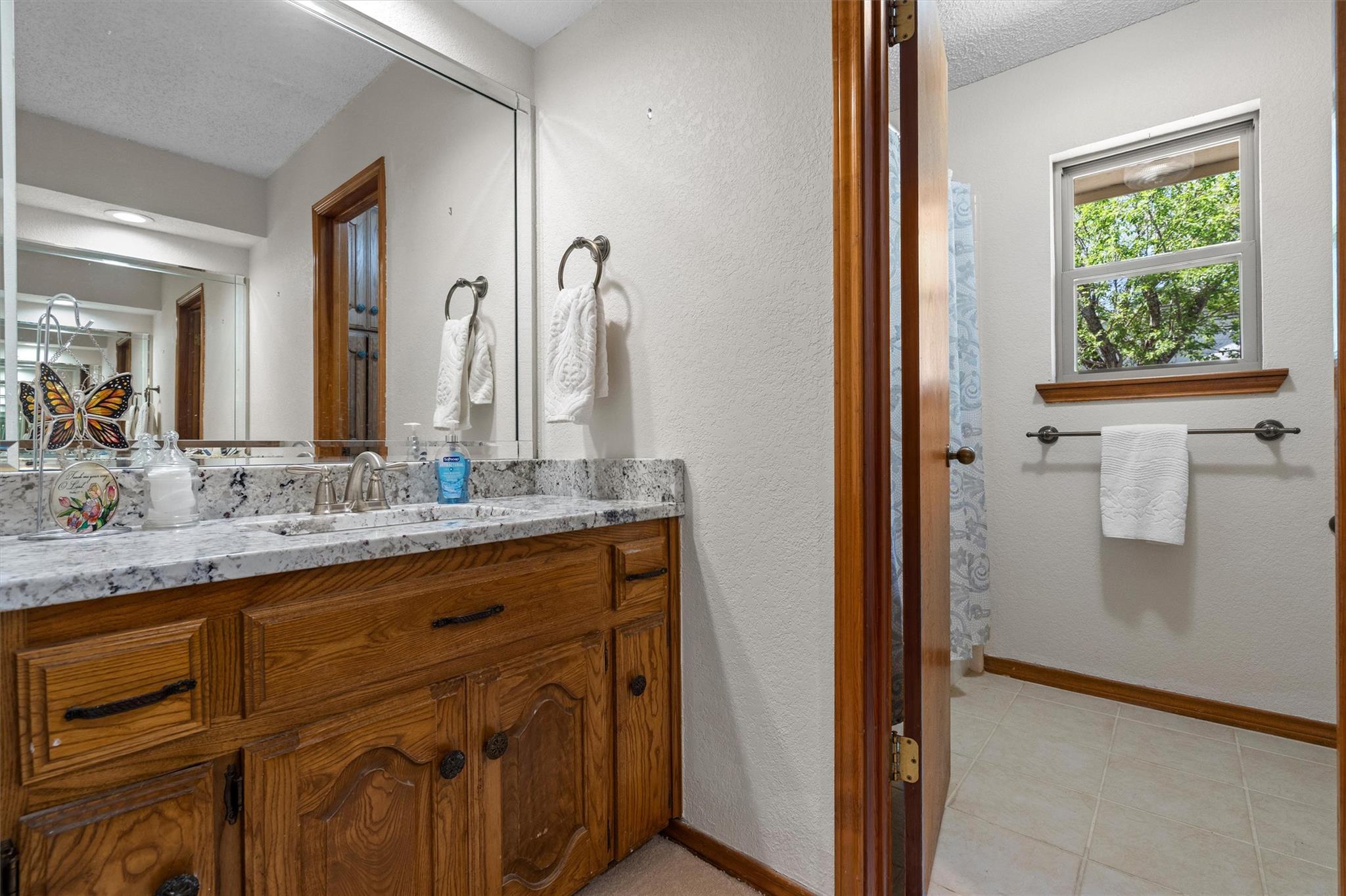 2802 Live Oak St, Round Rock, TX 78681